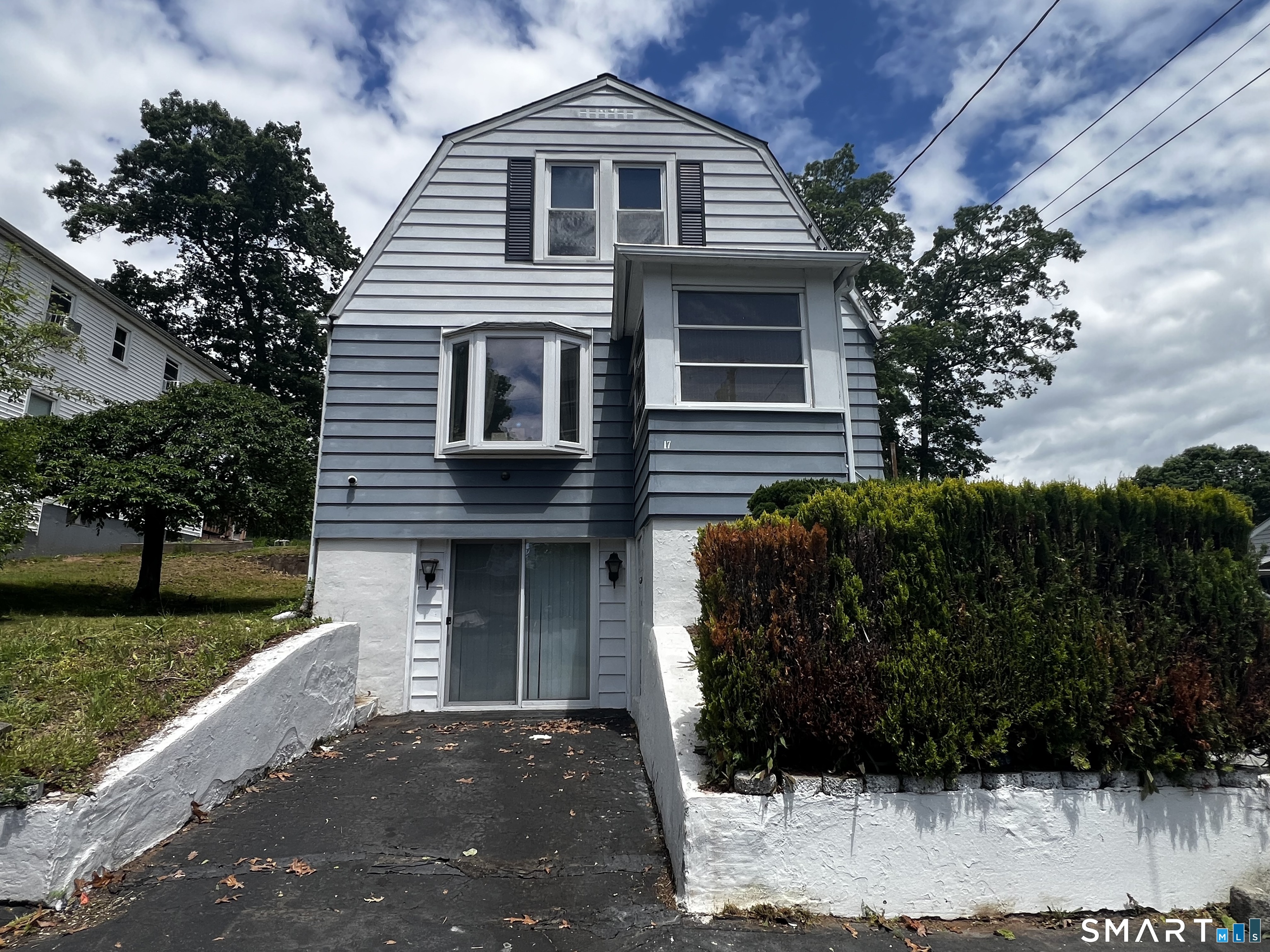 17 Ridgeview Road, Meriden, CT 06451