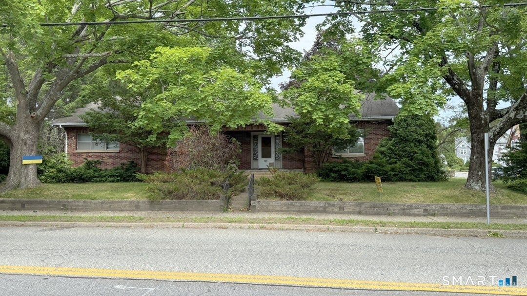 223 High Street — photo