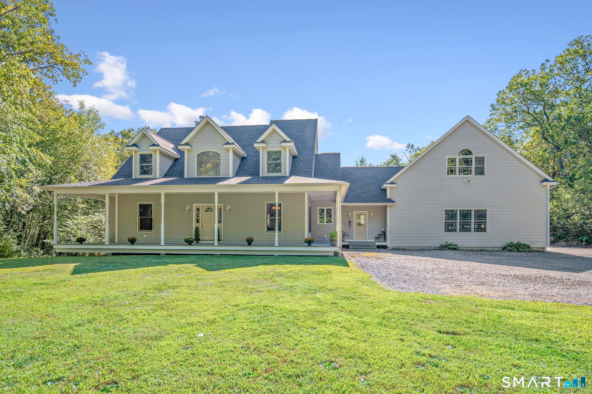 33 Jacqueline Drive — photo
