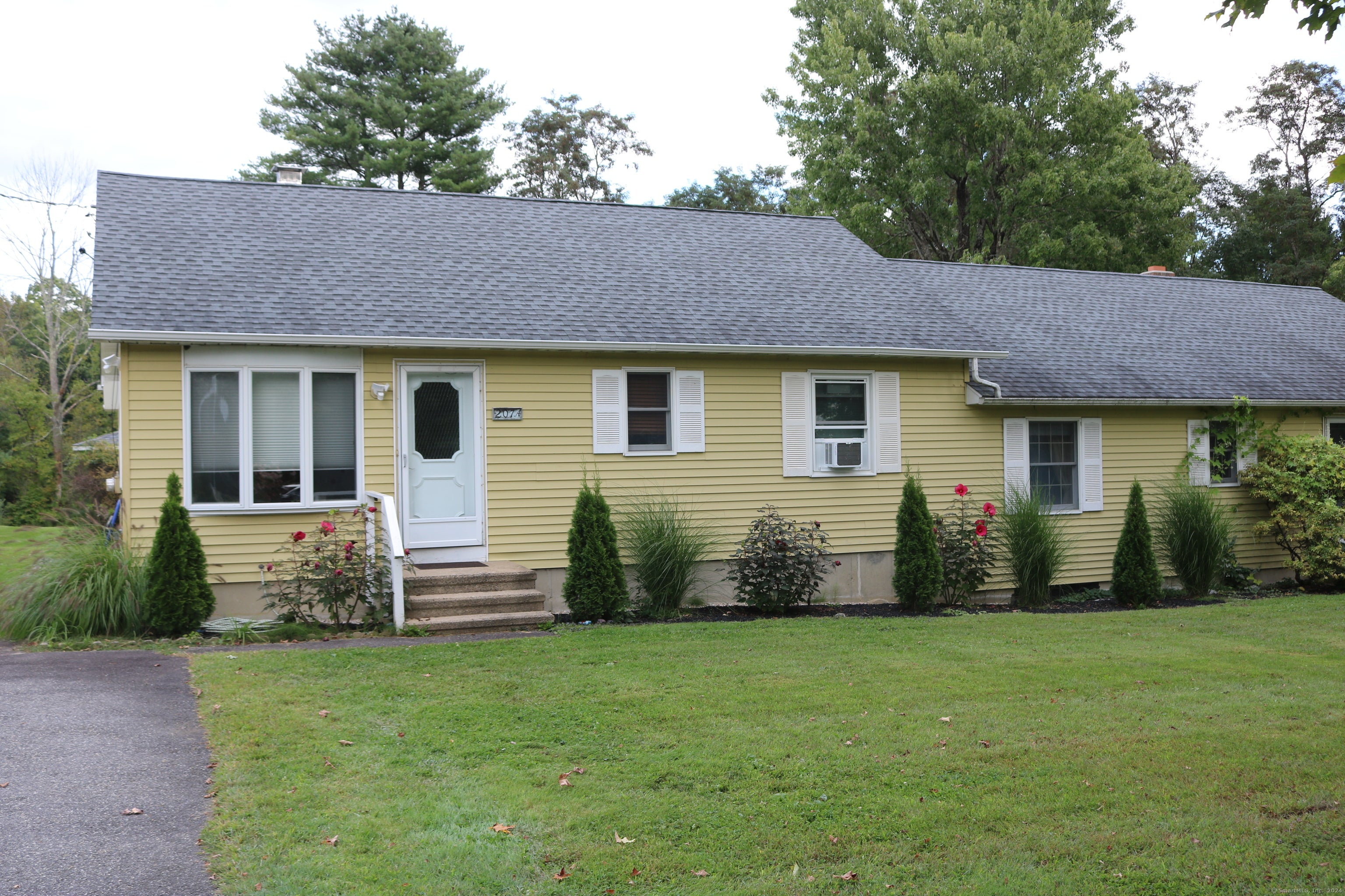 207 South Lake Street — photo