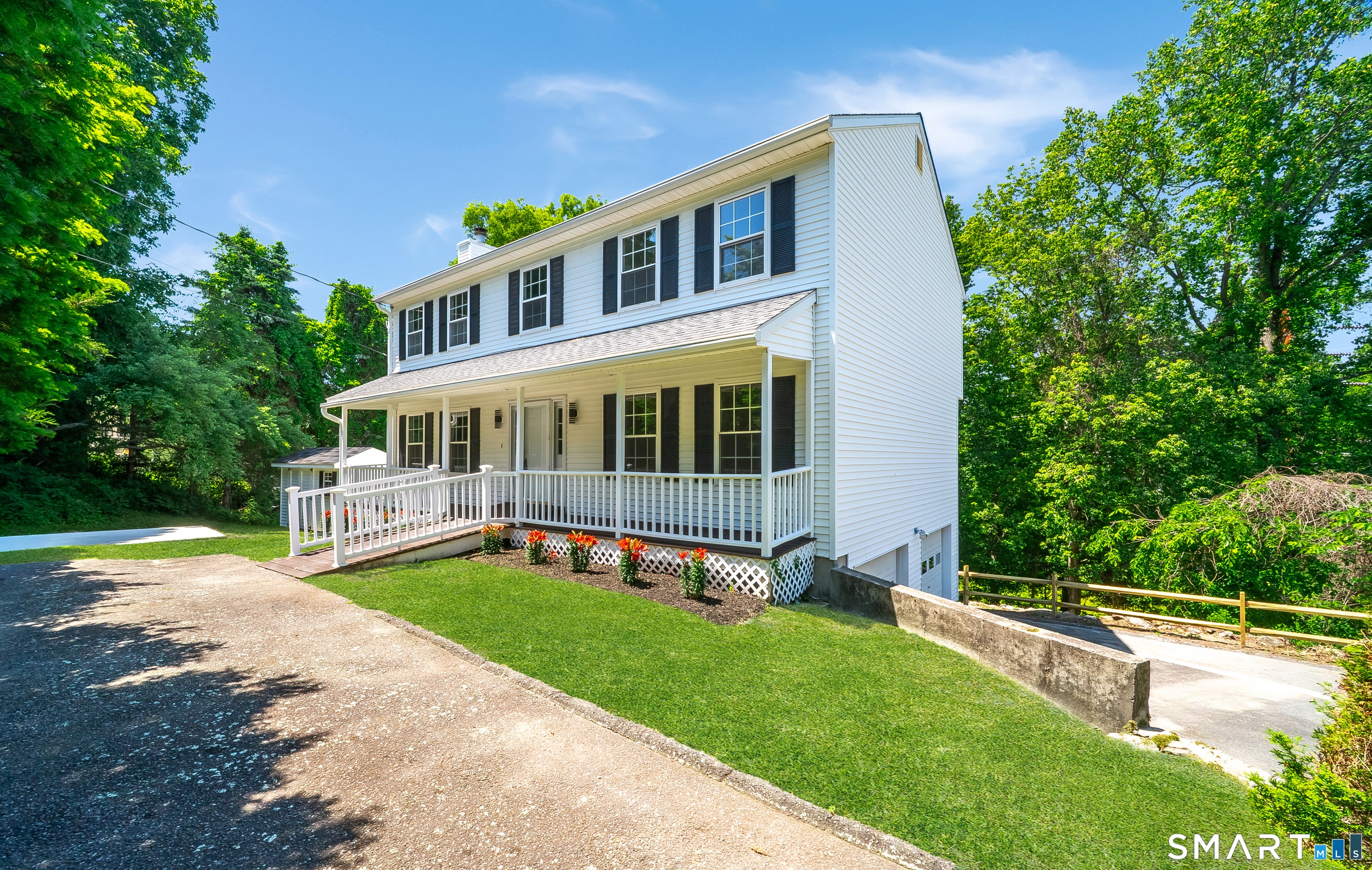 1425 James Farm Road — photo