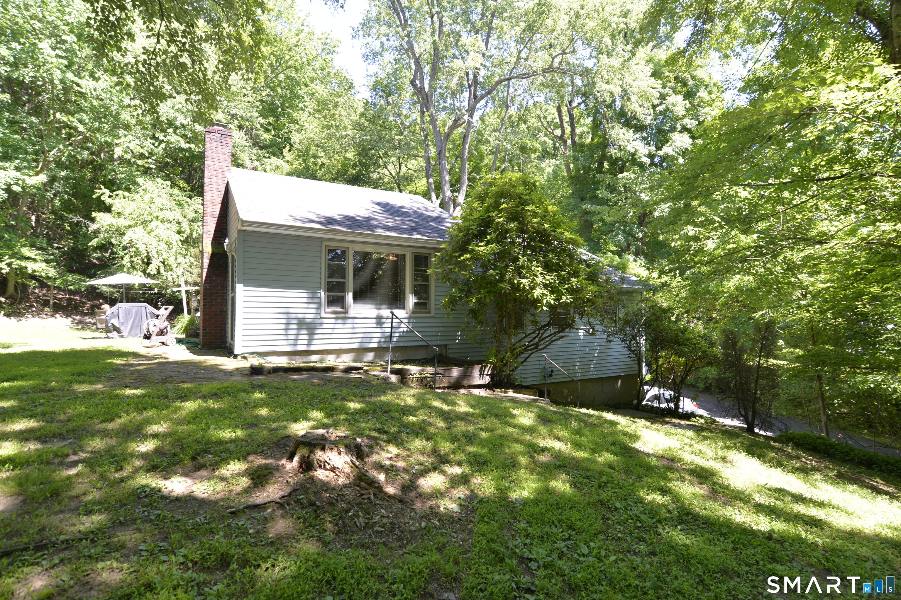 39 Taylor Road — photo