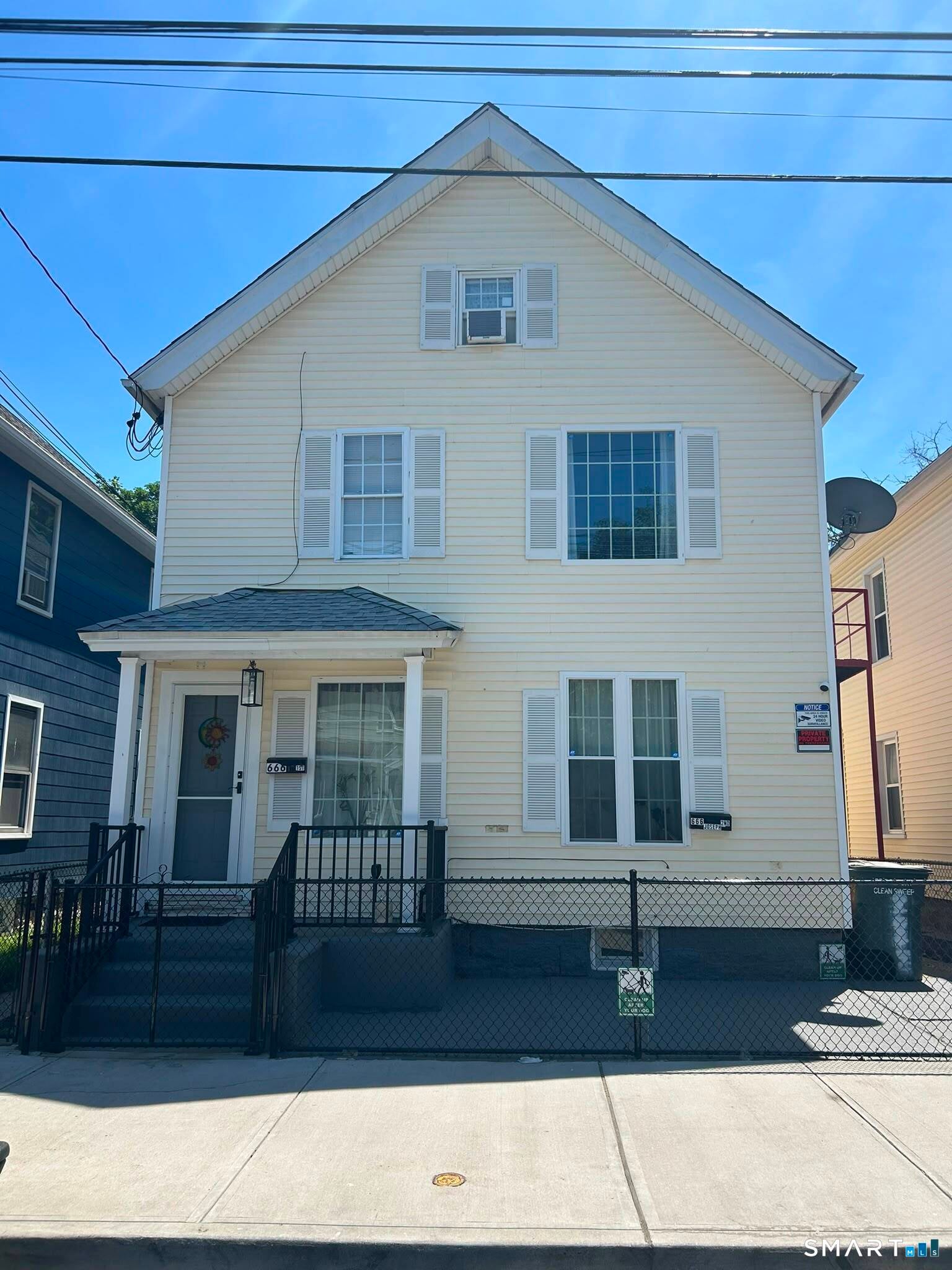 666 Ogden Street 3 — photo