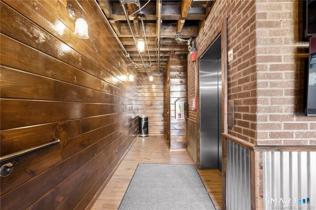 423 Main Street 3rd Floor Suite 2 — photo