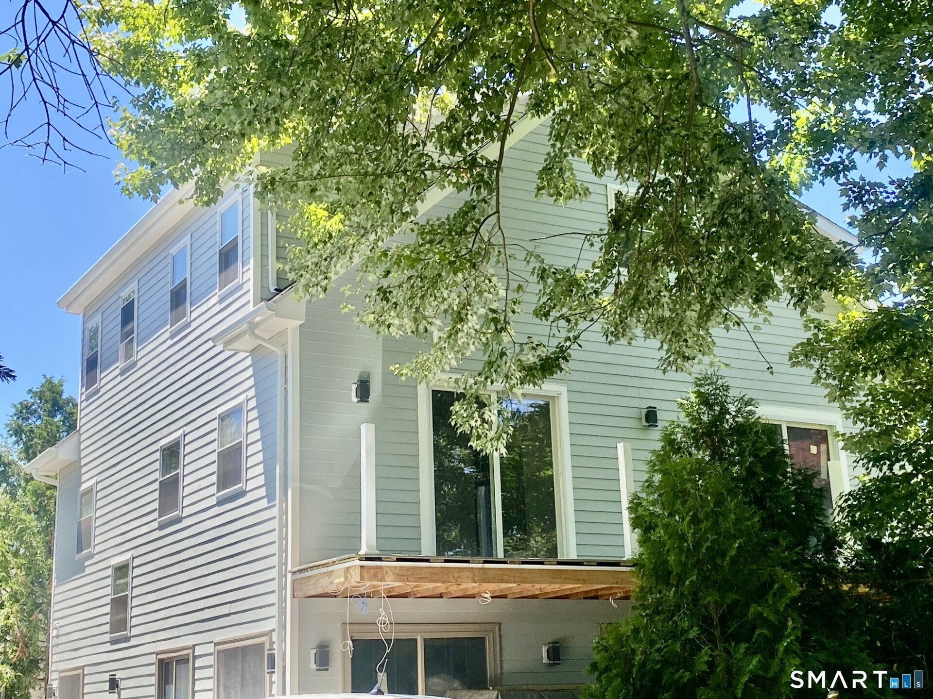 180 Yale Avenue — photo