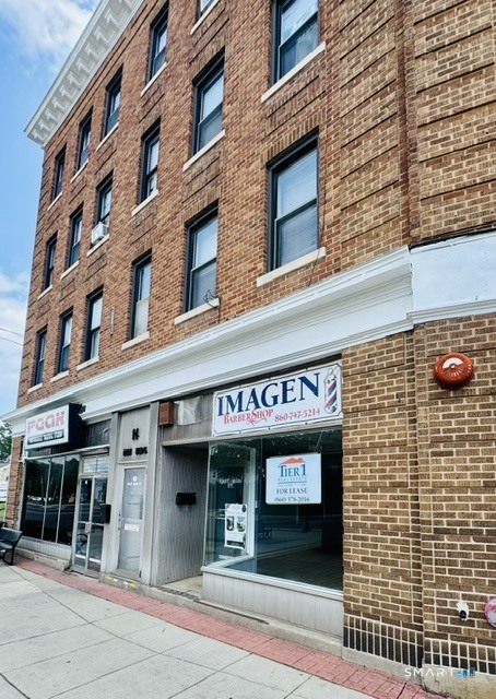 12 East Main Street — photo