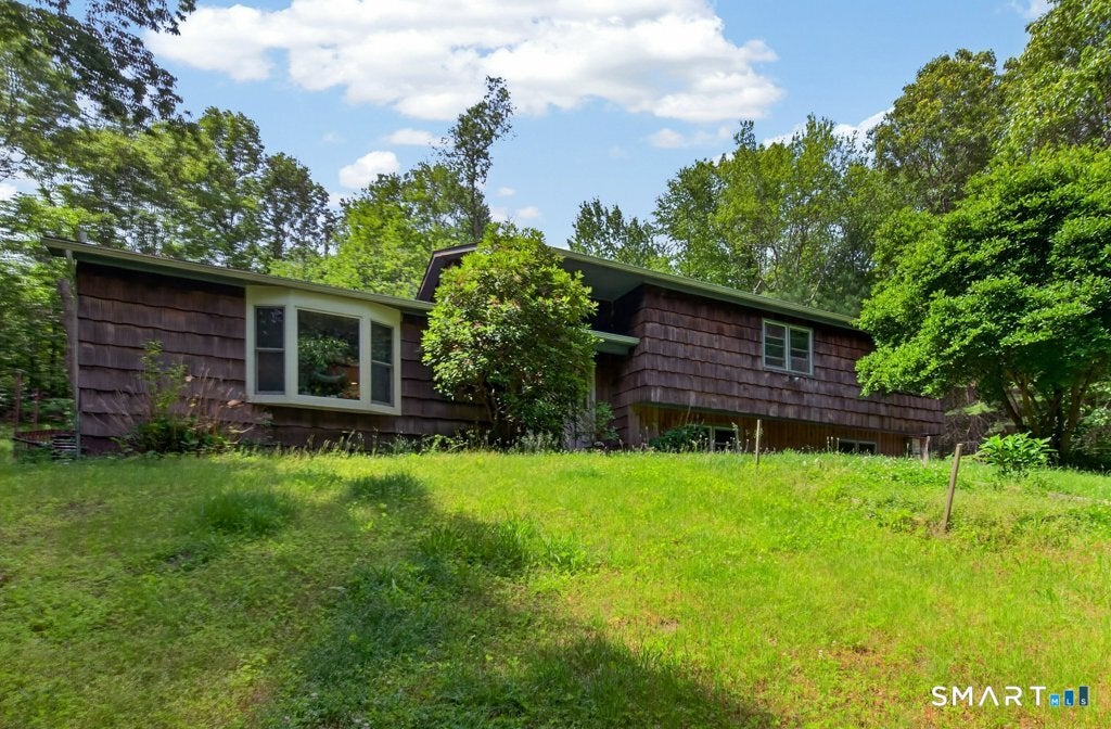 325 New Milford Road East — photo