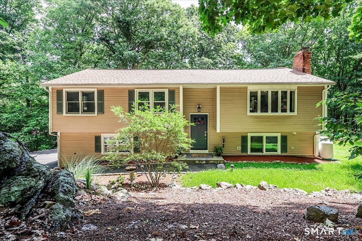 23 Cedar Hill Road — photo