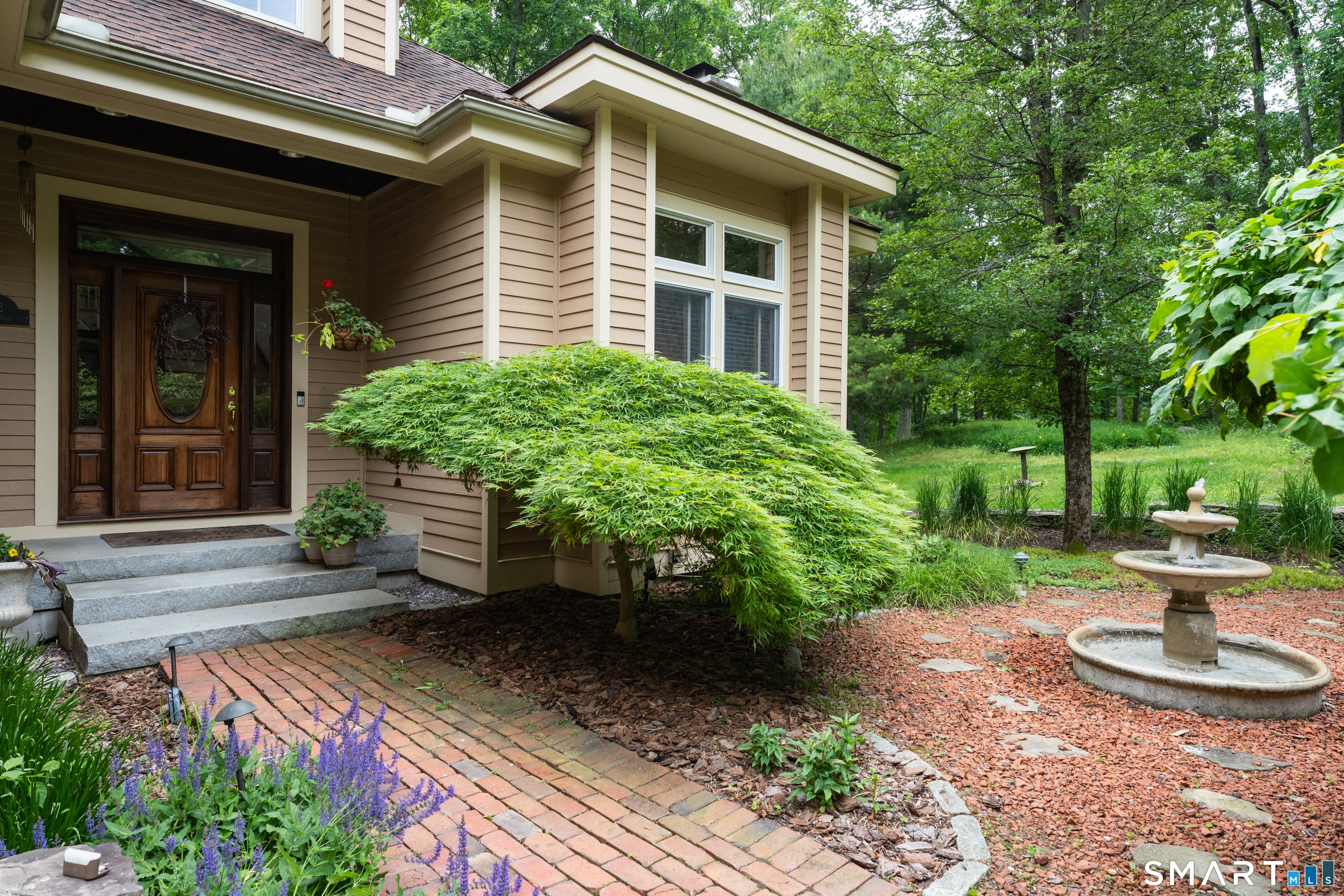 32 Staba Drive — photo