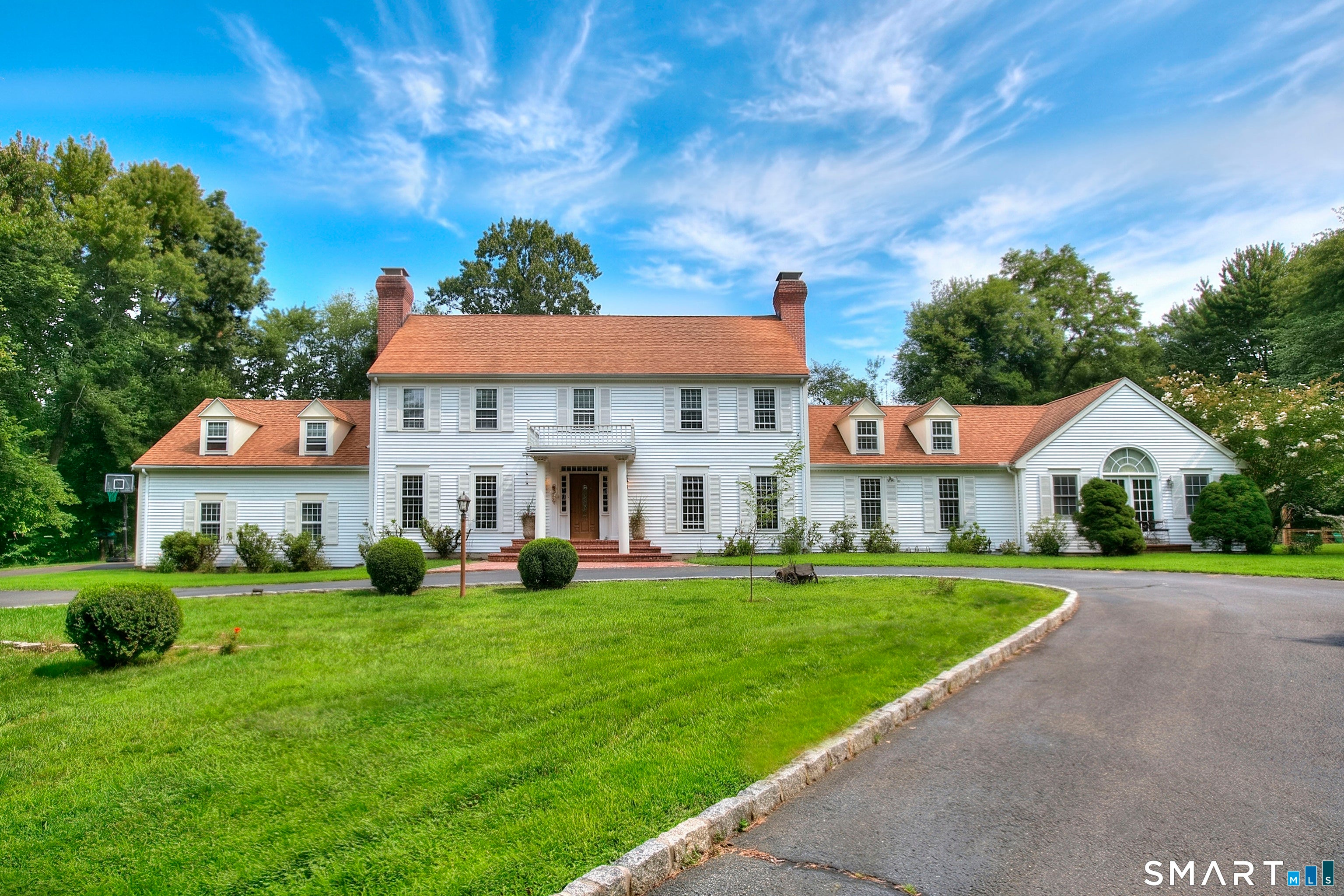 220 Stonewall Lane — photo