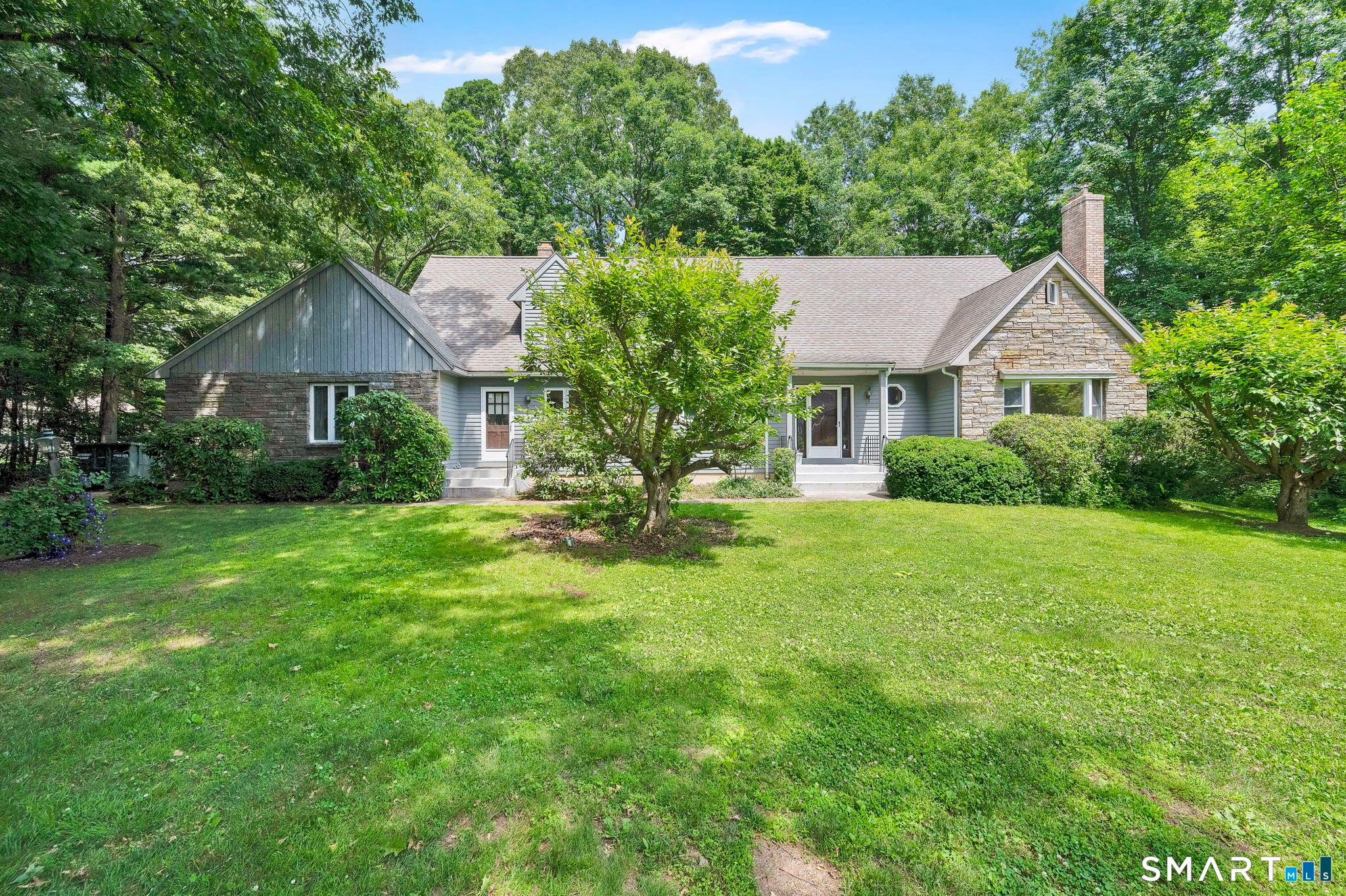 33 Woodmar Circle — photo