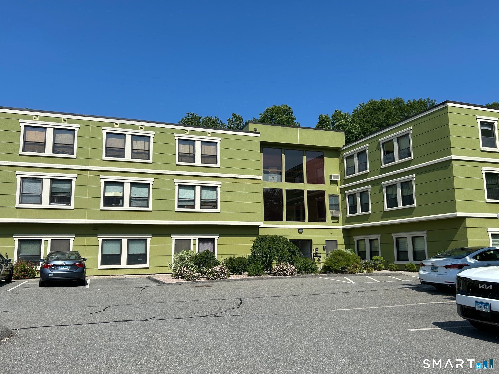 495 Gold Star Highway 200 — photo