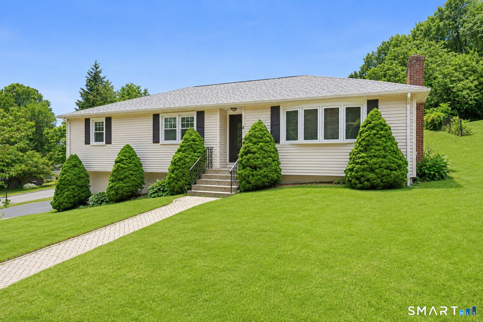 4 Pierson Drive — photo