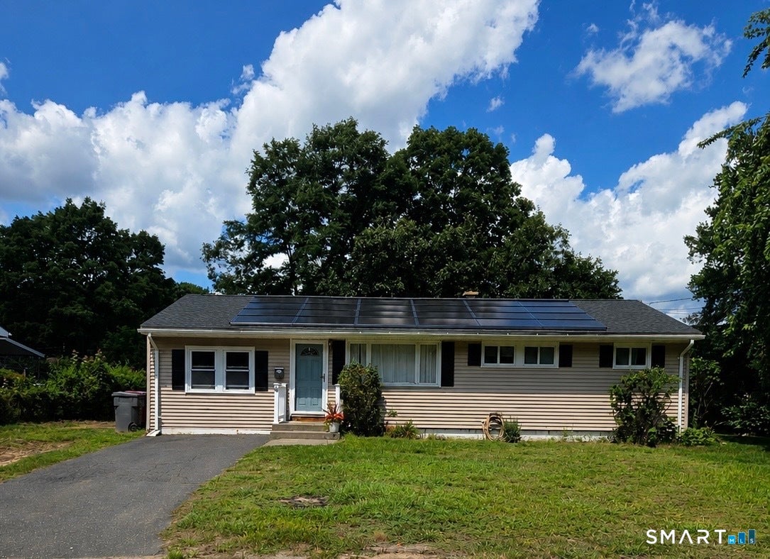 198 Beacon Manor Road — photo
