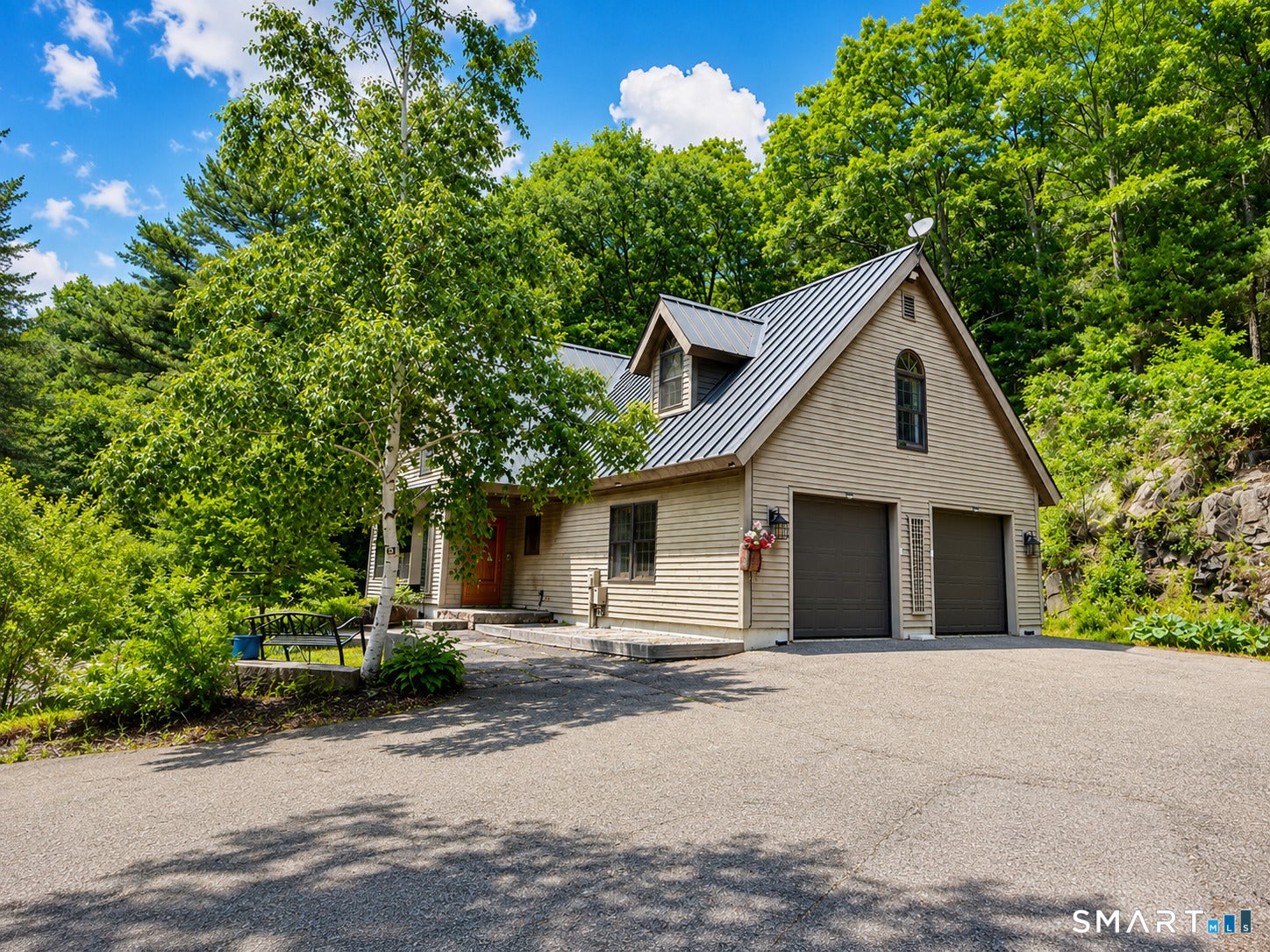 44 Pine Road — photo
