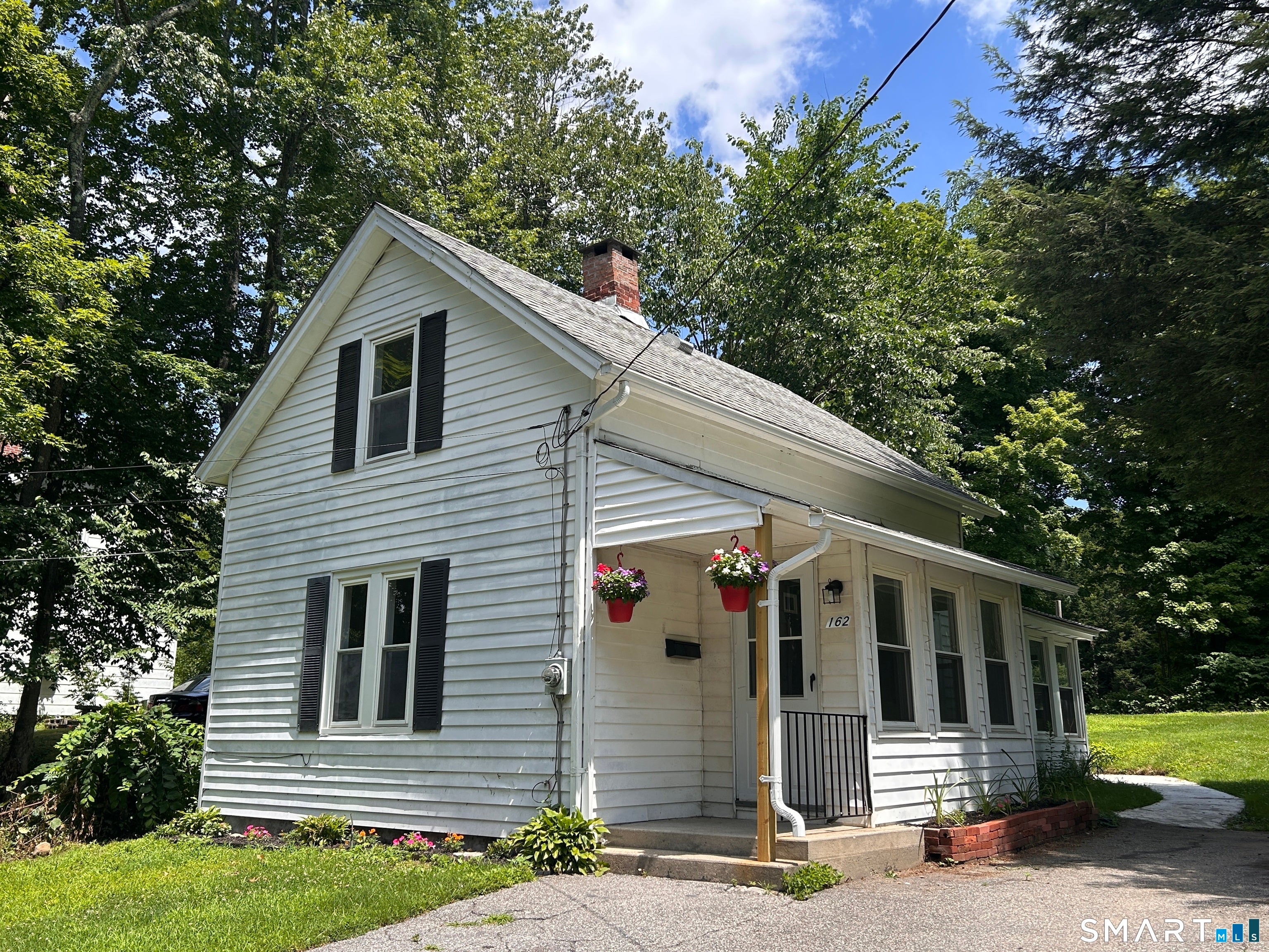 162 Bristol Street — photo