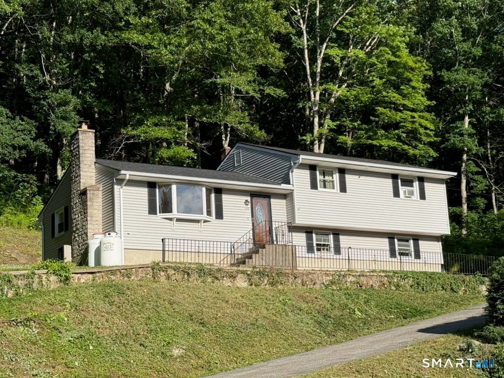 438 Hill Road — photo