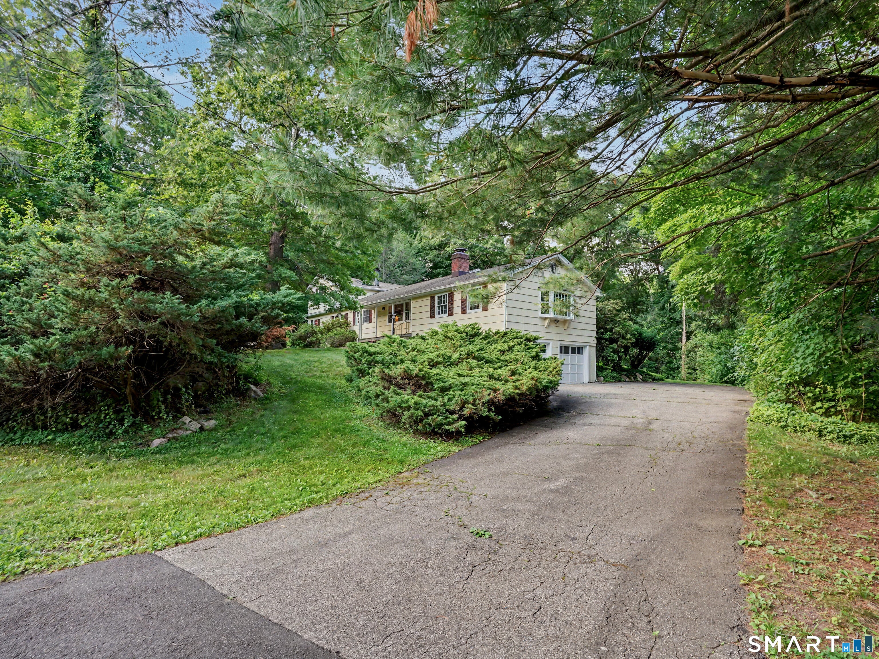 15 Flat Rock Drive — photo