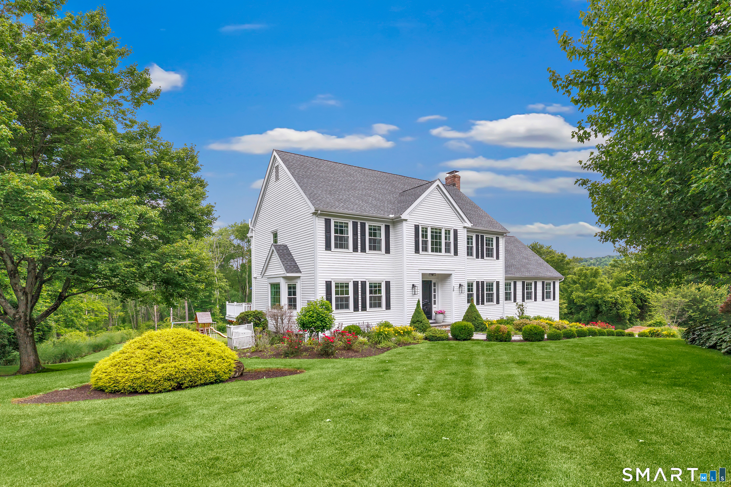 36 Oneill Court, Ridgefield, CT 06877 — photo 2