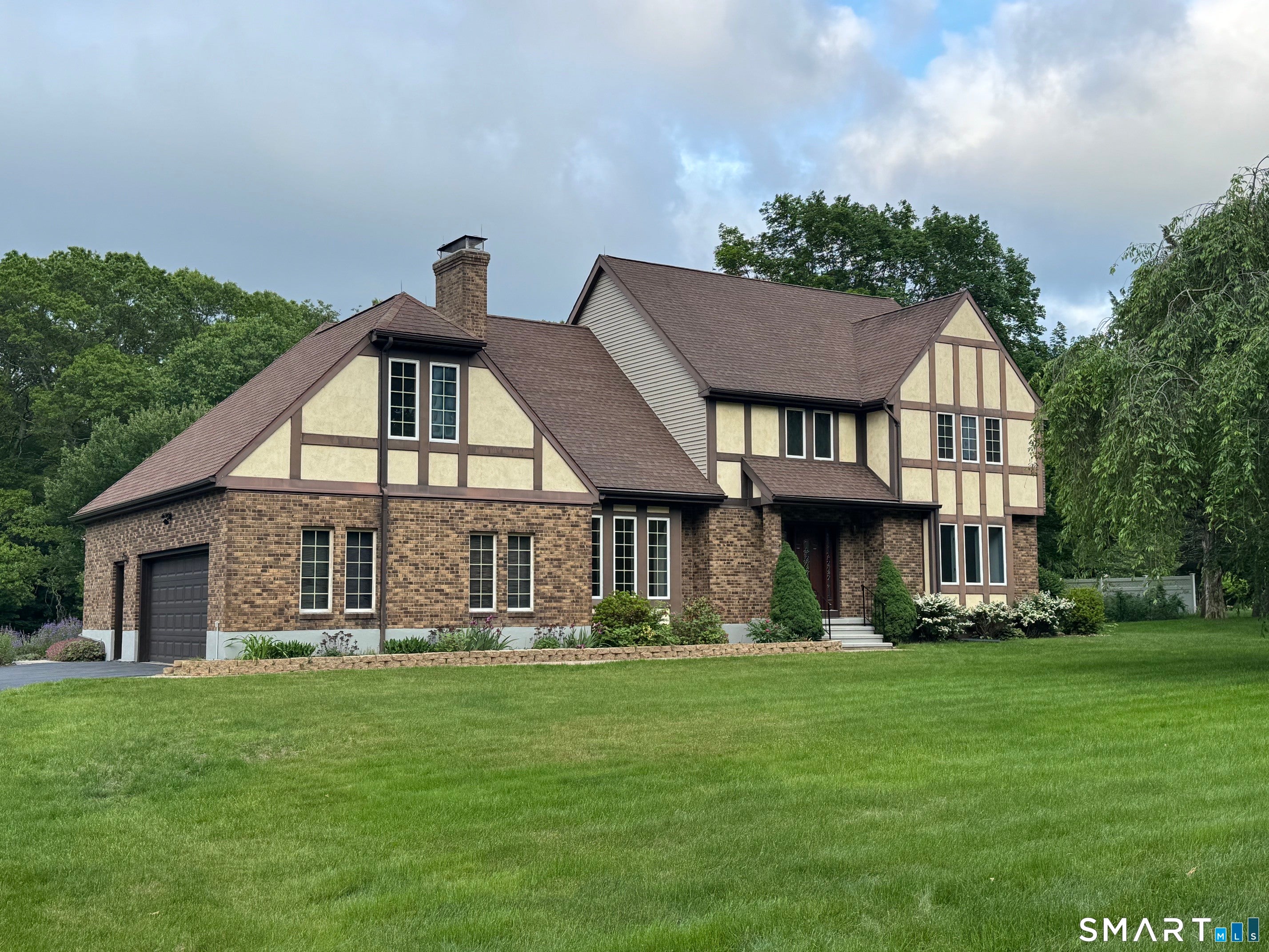 389 Old Colchester Road — photo
