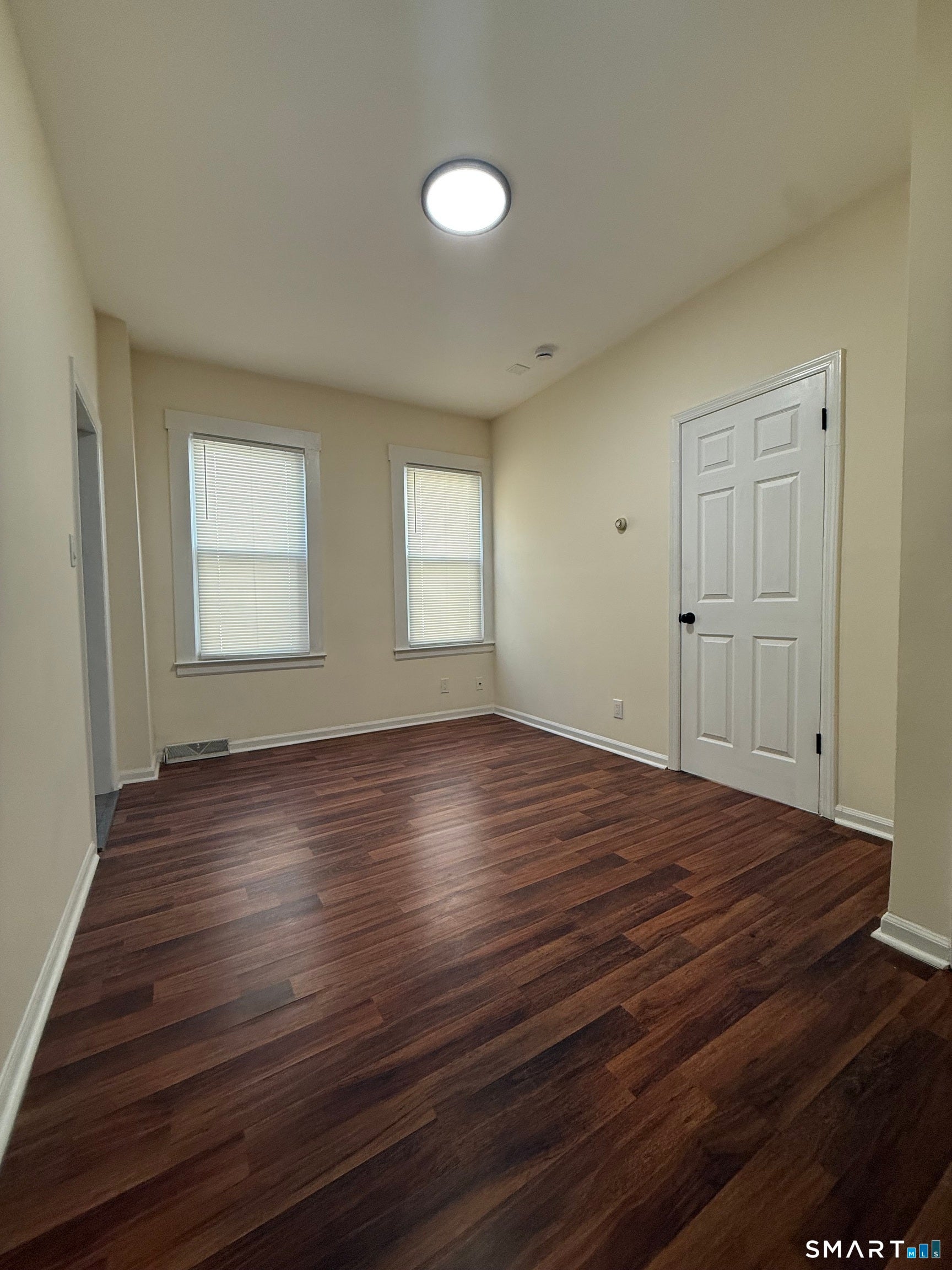 51 Gilbert Street 1st Floor — photo