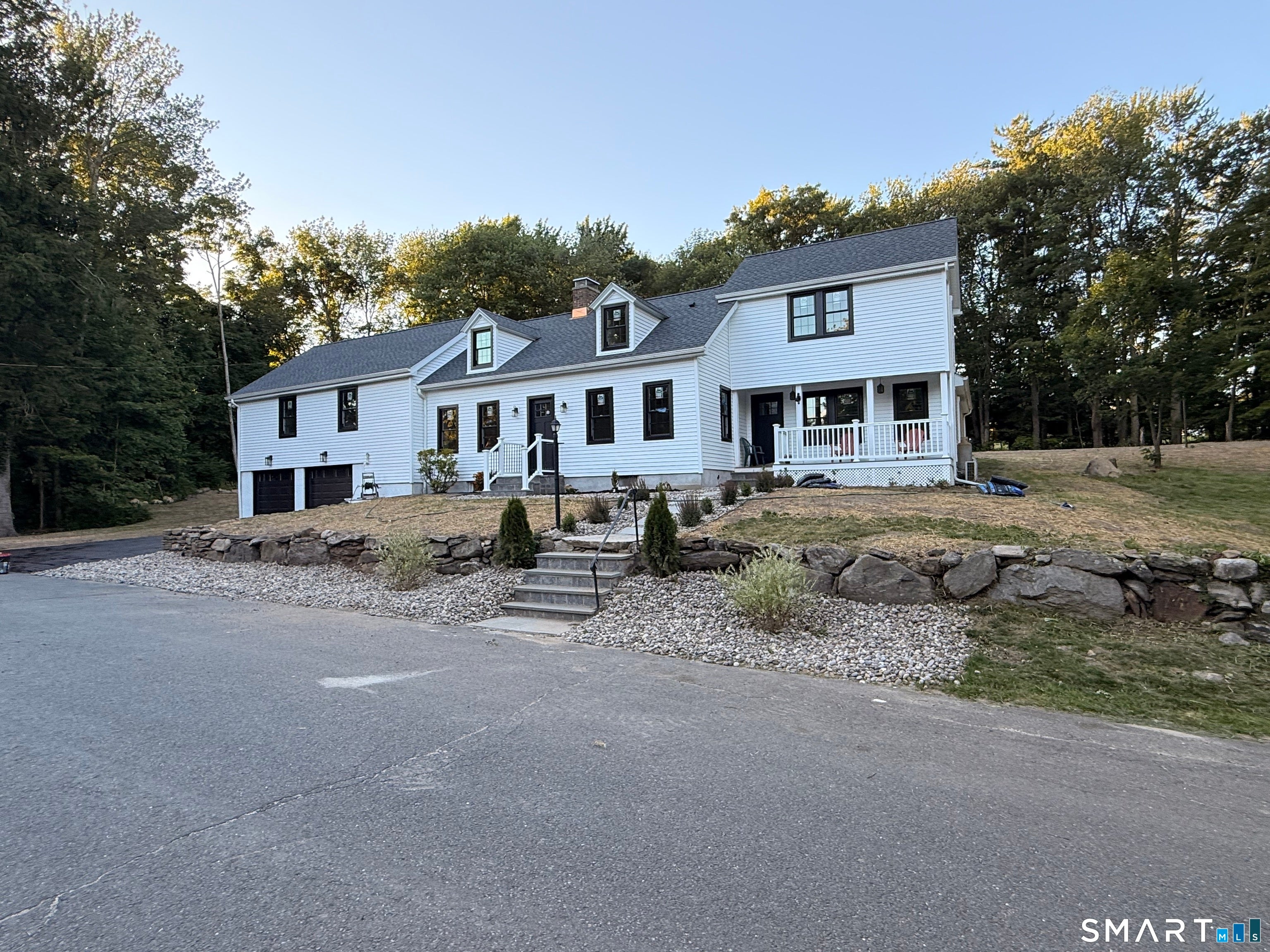 20 Hydelor Avenue — photo