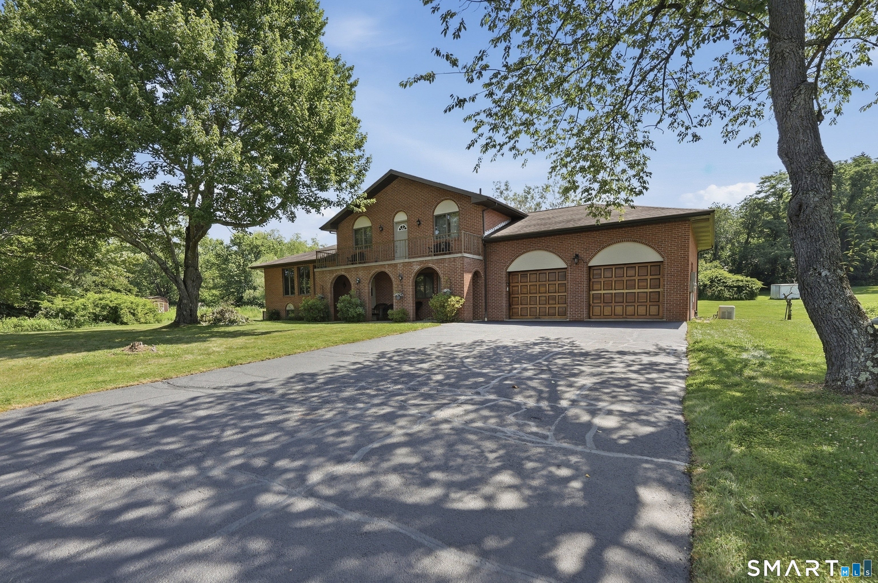 190 Charter Oak Drive — photo
