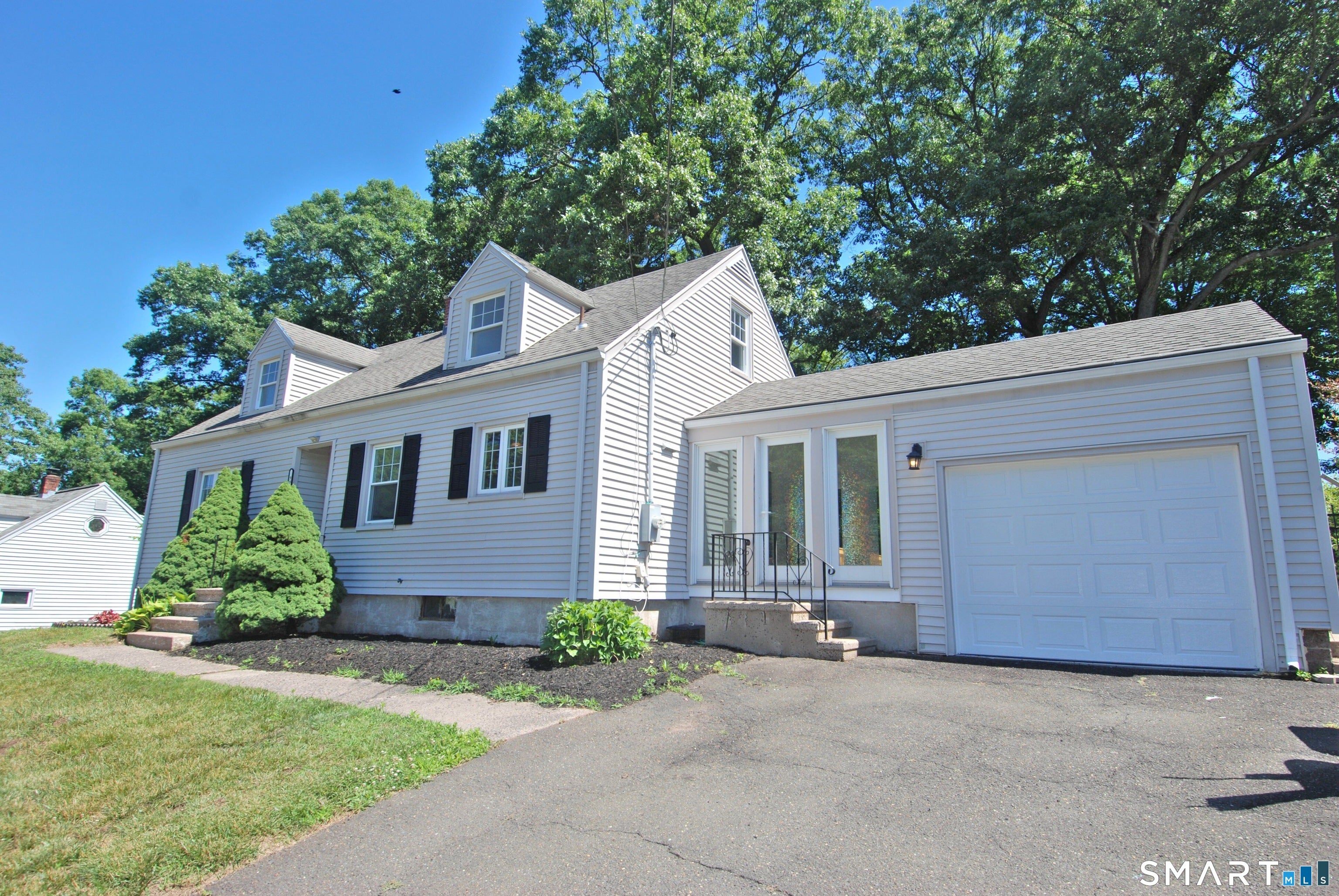 99 Cumpstone Drive — photo