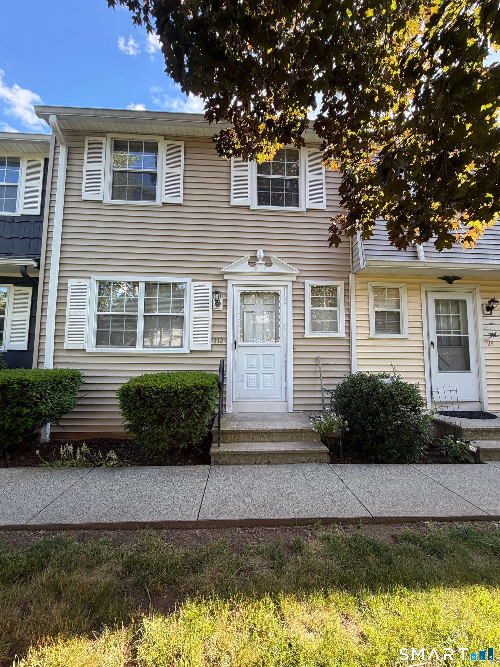 112 East Gate Lane 112 — photo