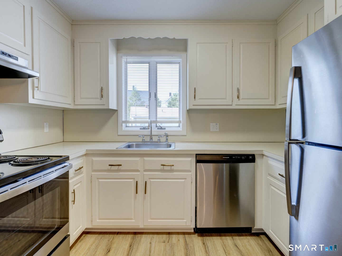 54 Oak Street 11 — photo