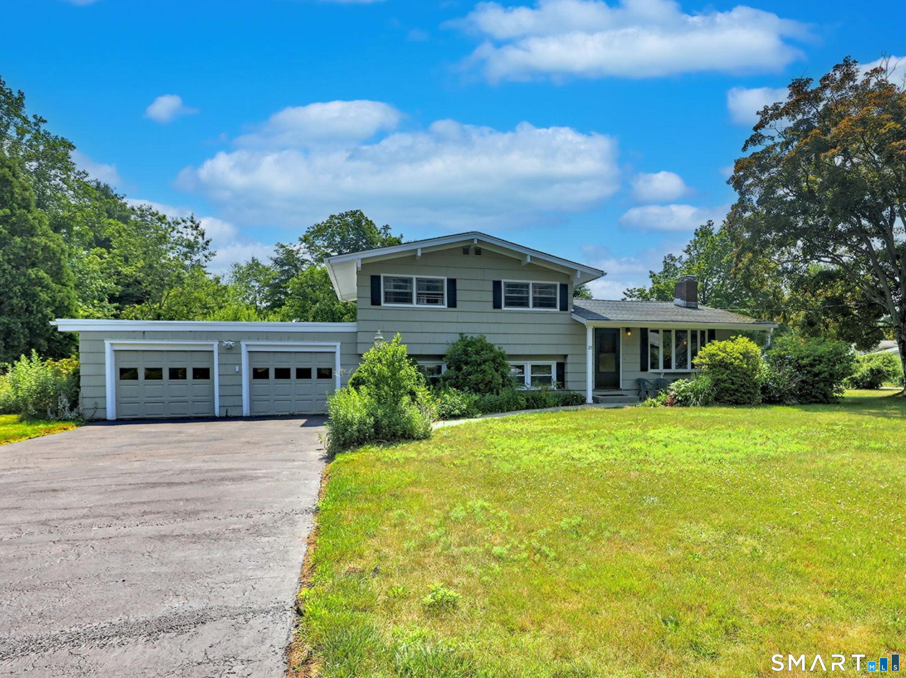 21 McDermott Circle — photo