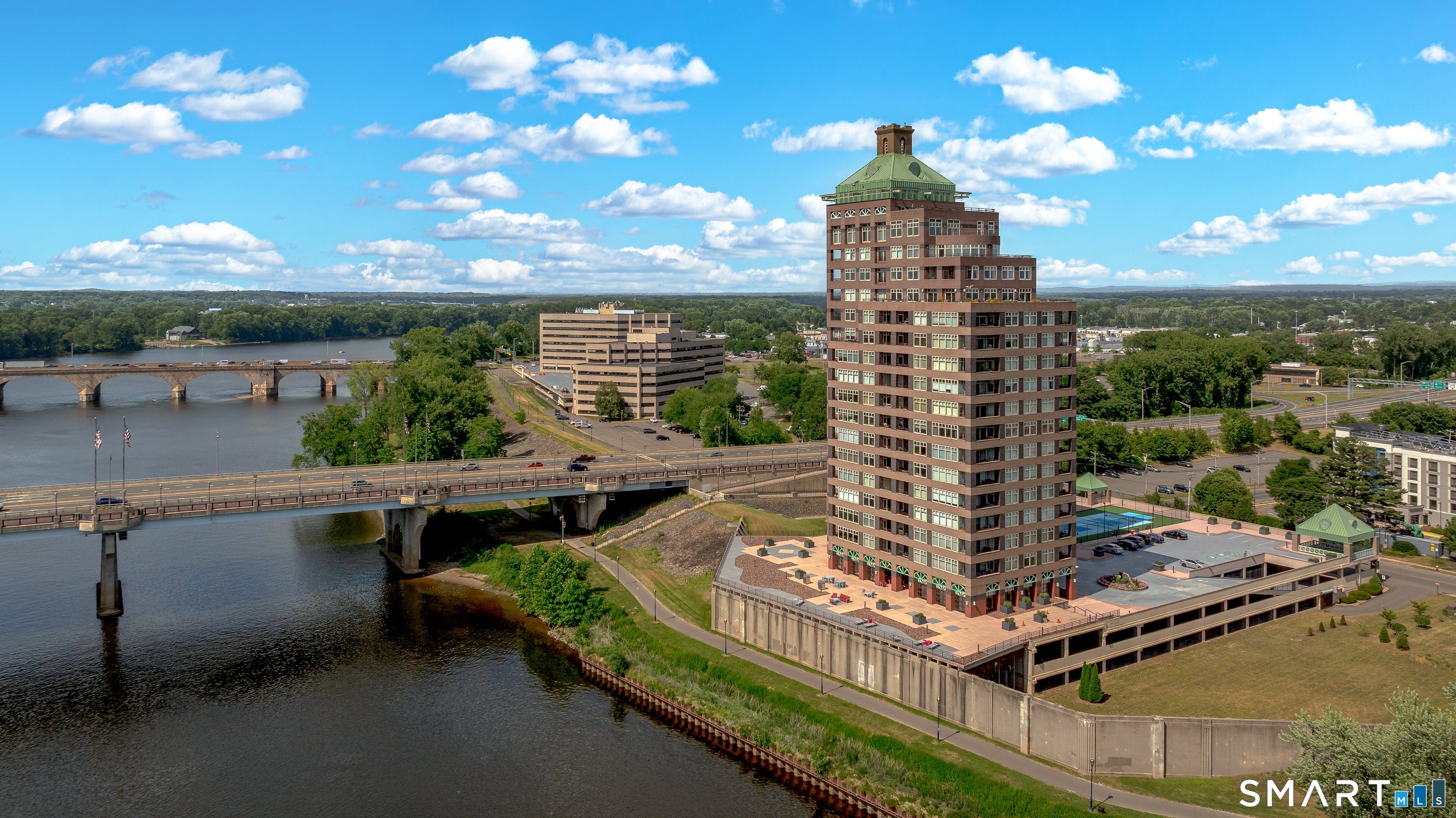 235 East River Drive 1501 — photo