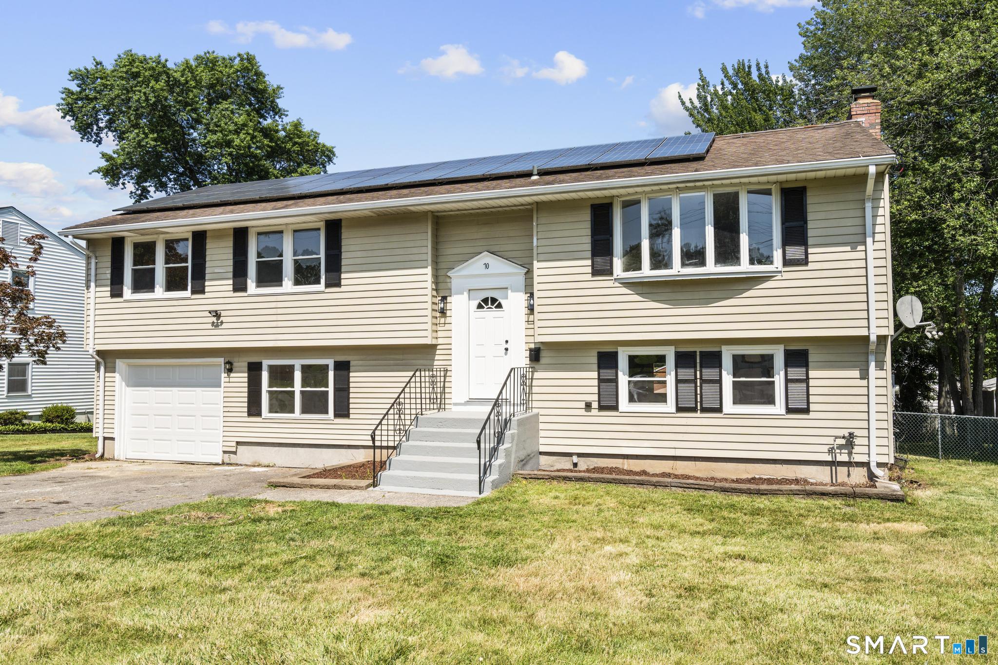 70 Ridge Crest Circle, Wethersfield, CT 06109 — photo 2
