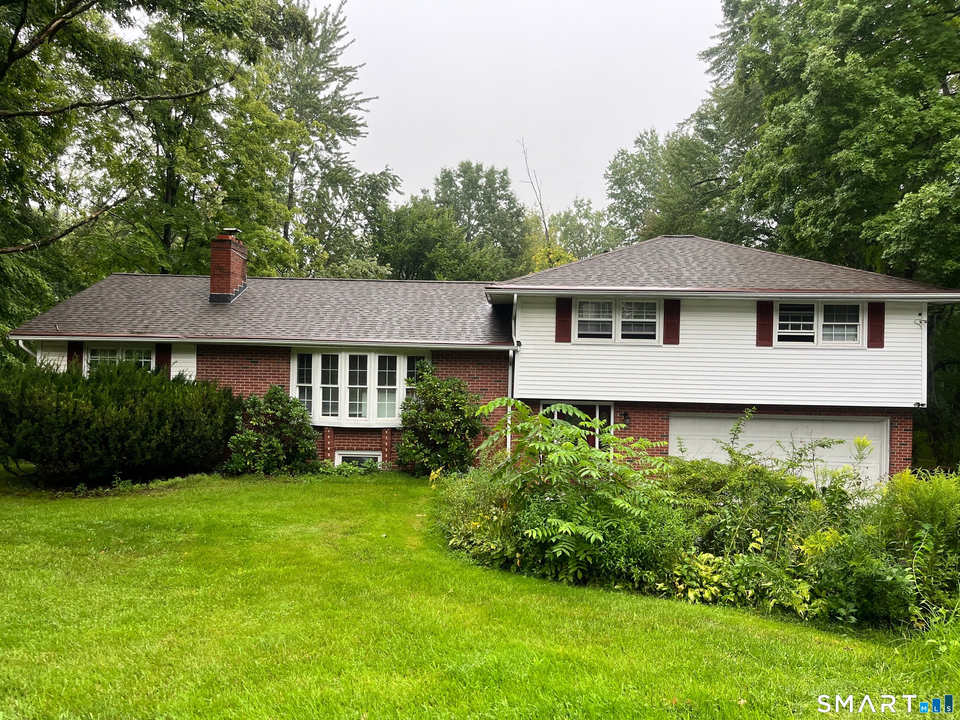 1040 Mountain Road — photo