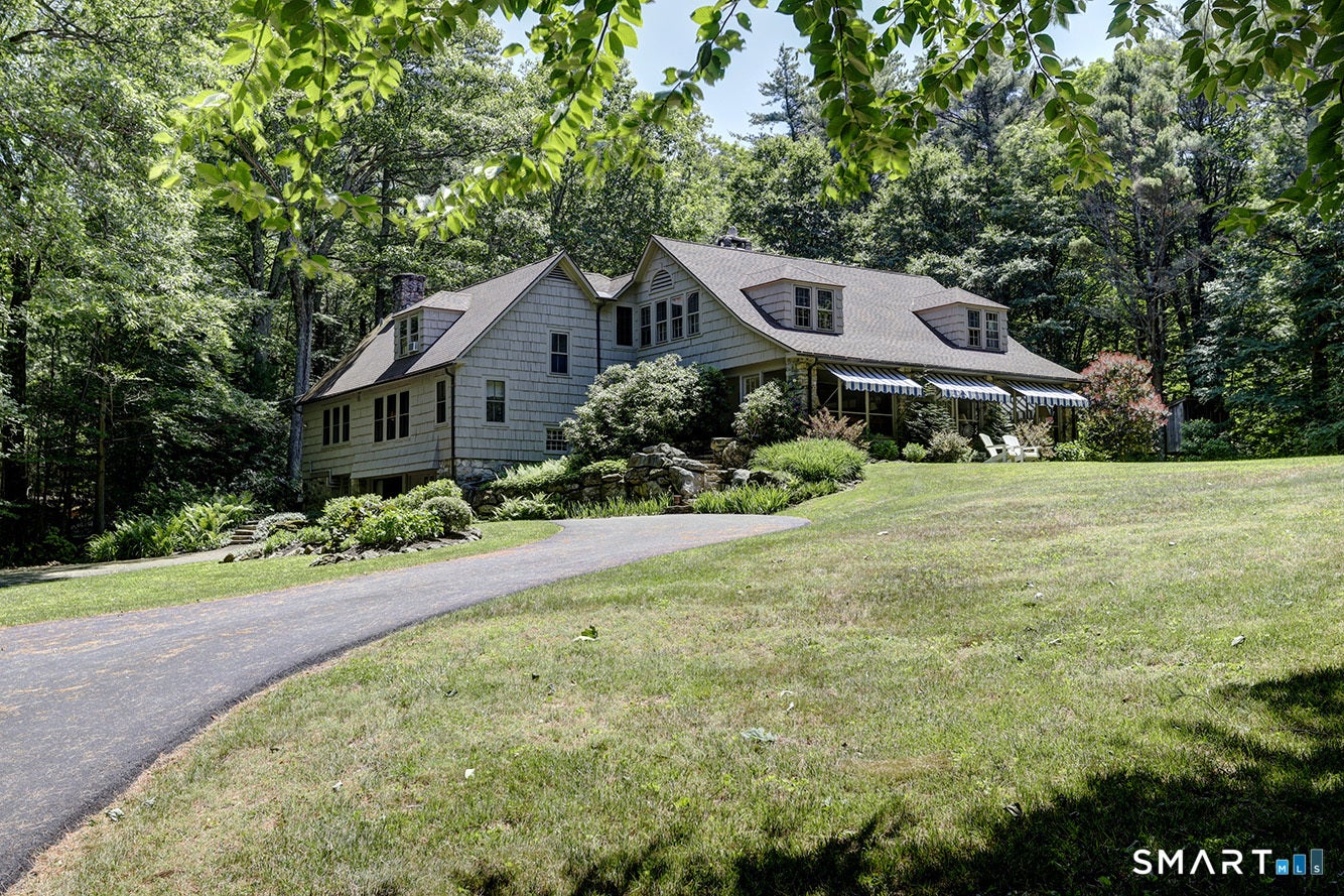 55 Golf Drive — photo
