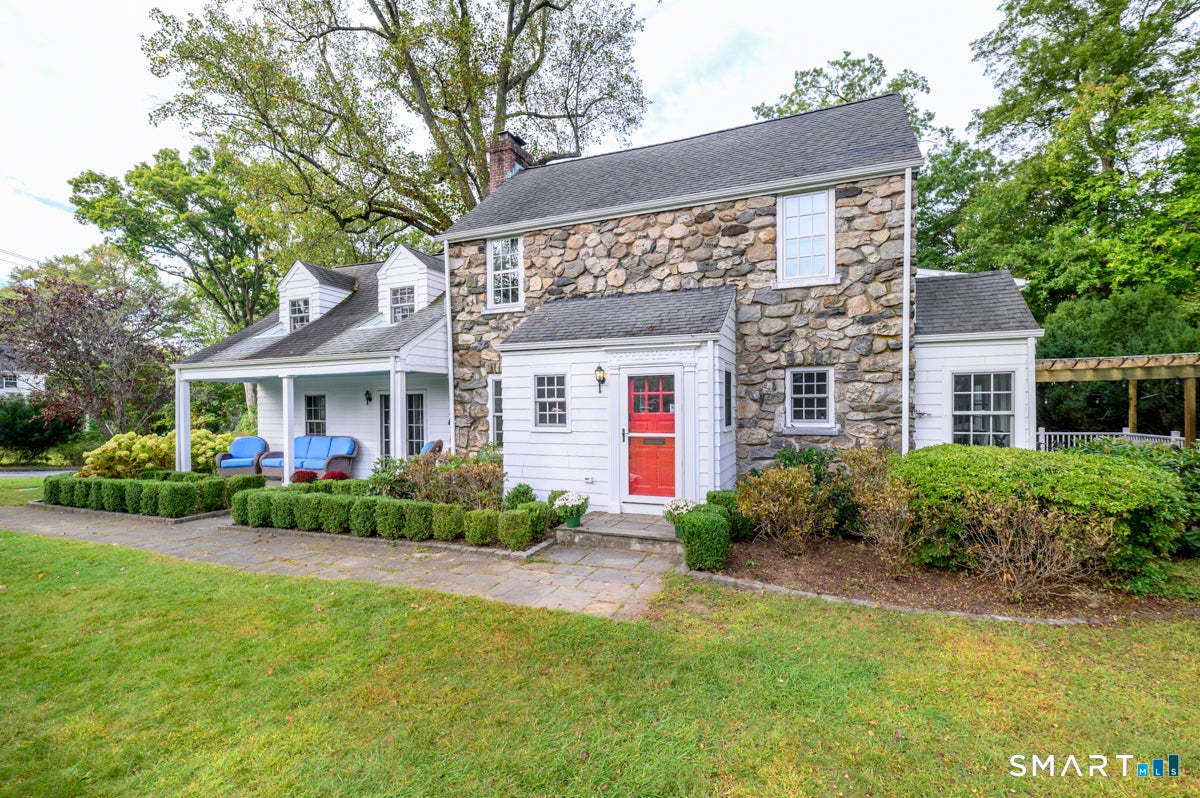 64 Sanford Lane — photo