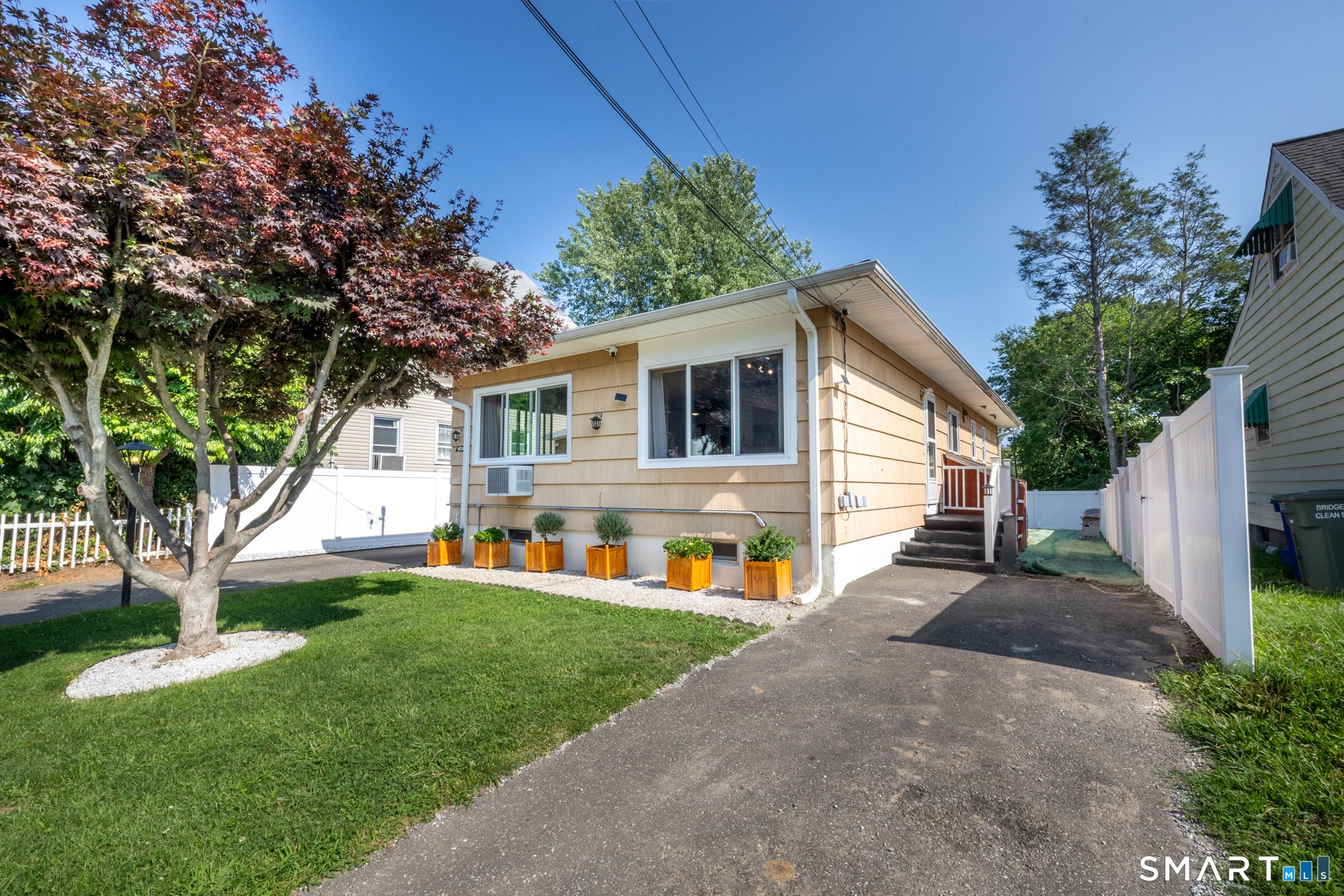 203 Robin Street — photo