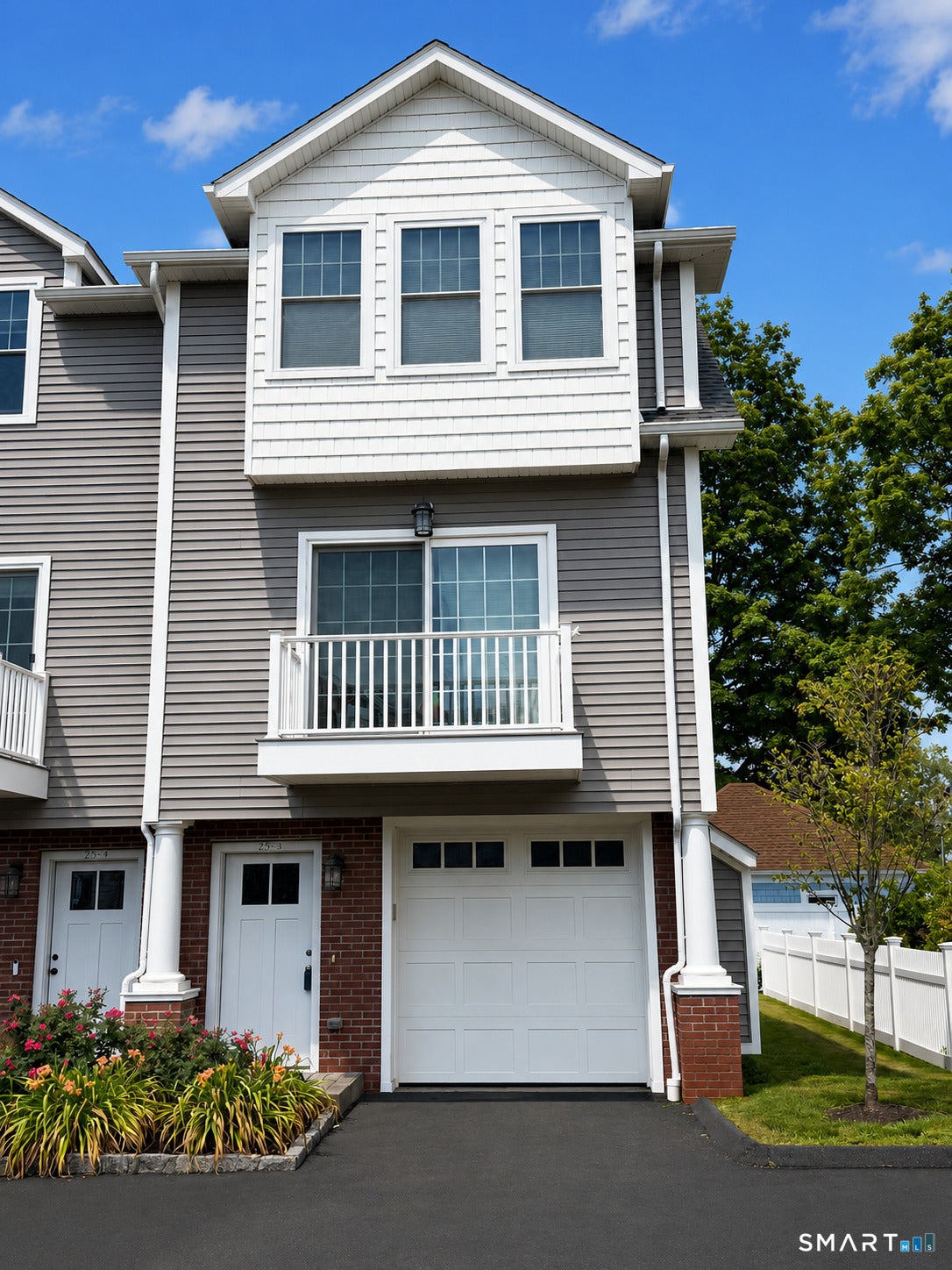 25 Naubuc Avenue 5 — photo