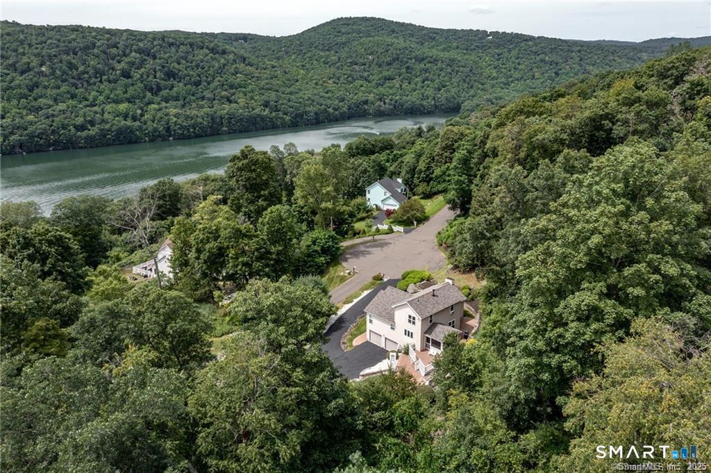 11 Squantz View Drive — photo
