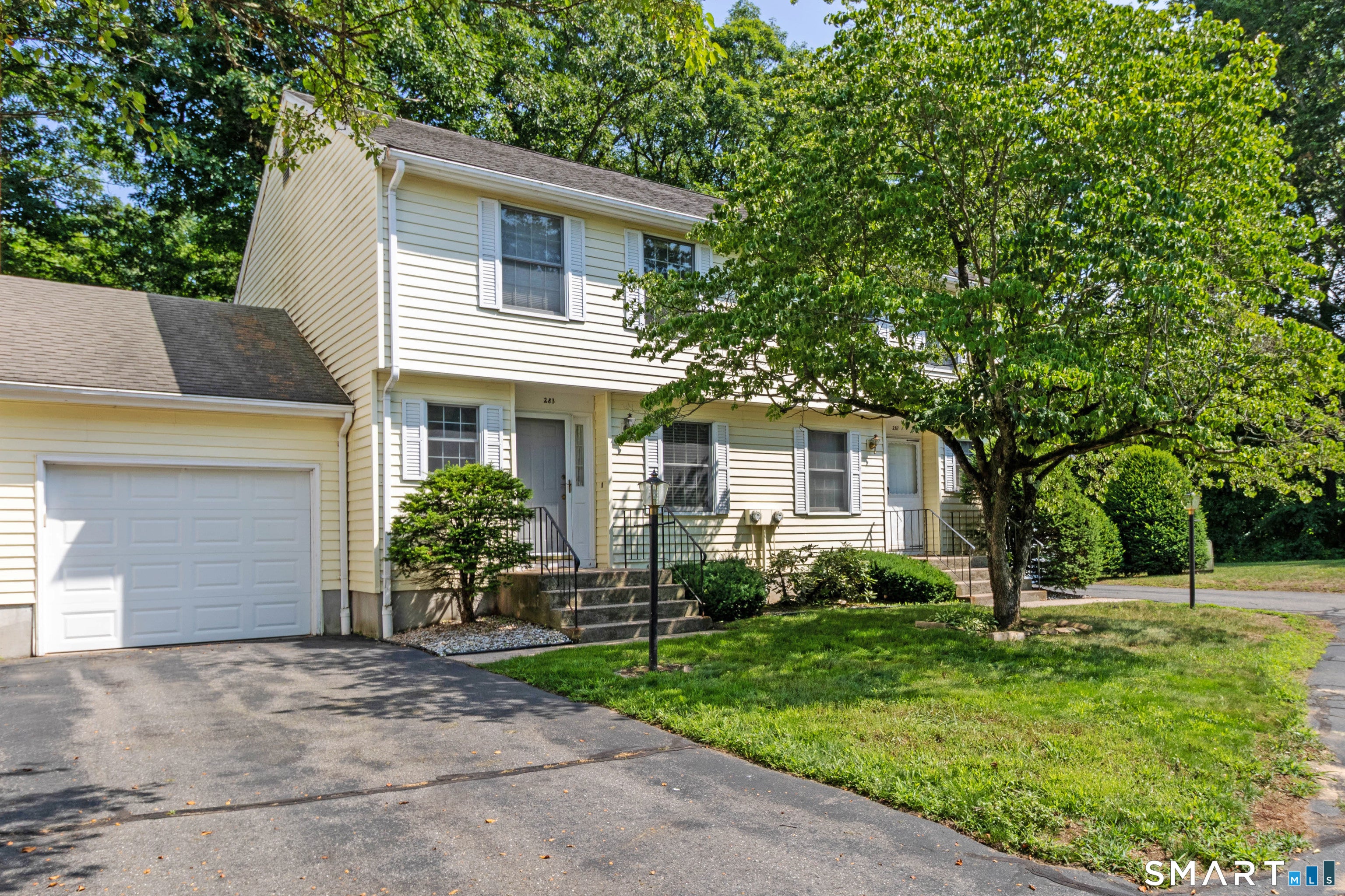 283 Strawberry Circle — photo