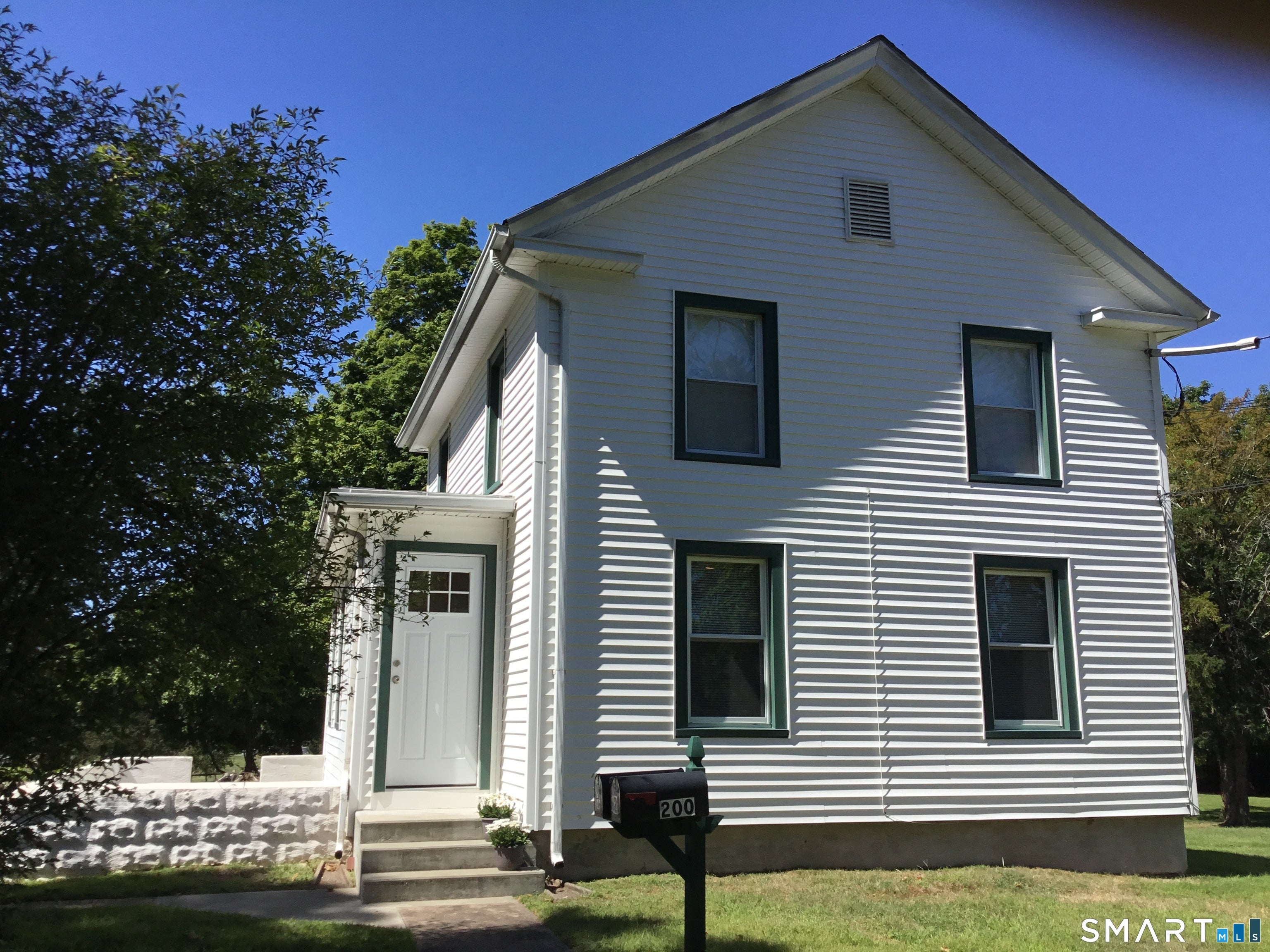 200 East Main Street — photo