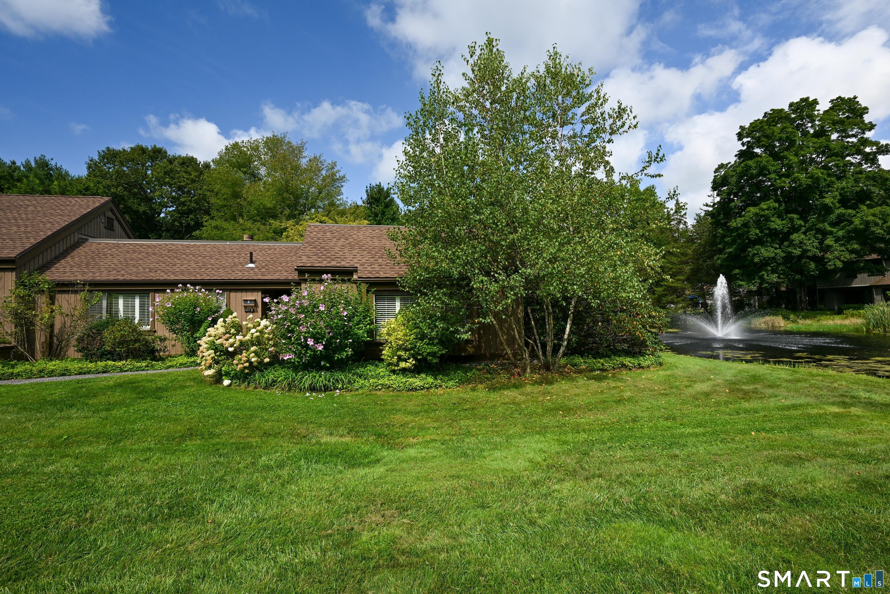 491 Unit B Heritage Village — photo