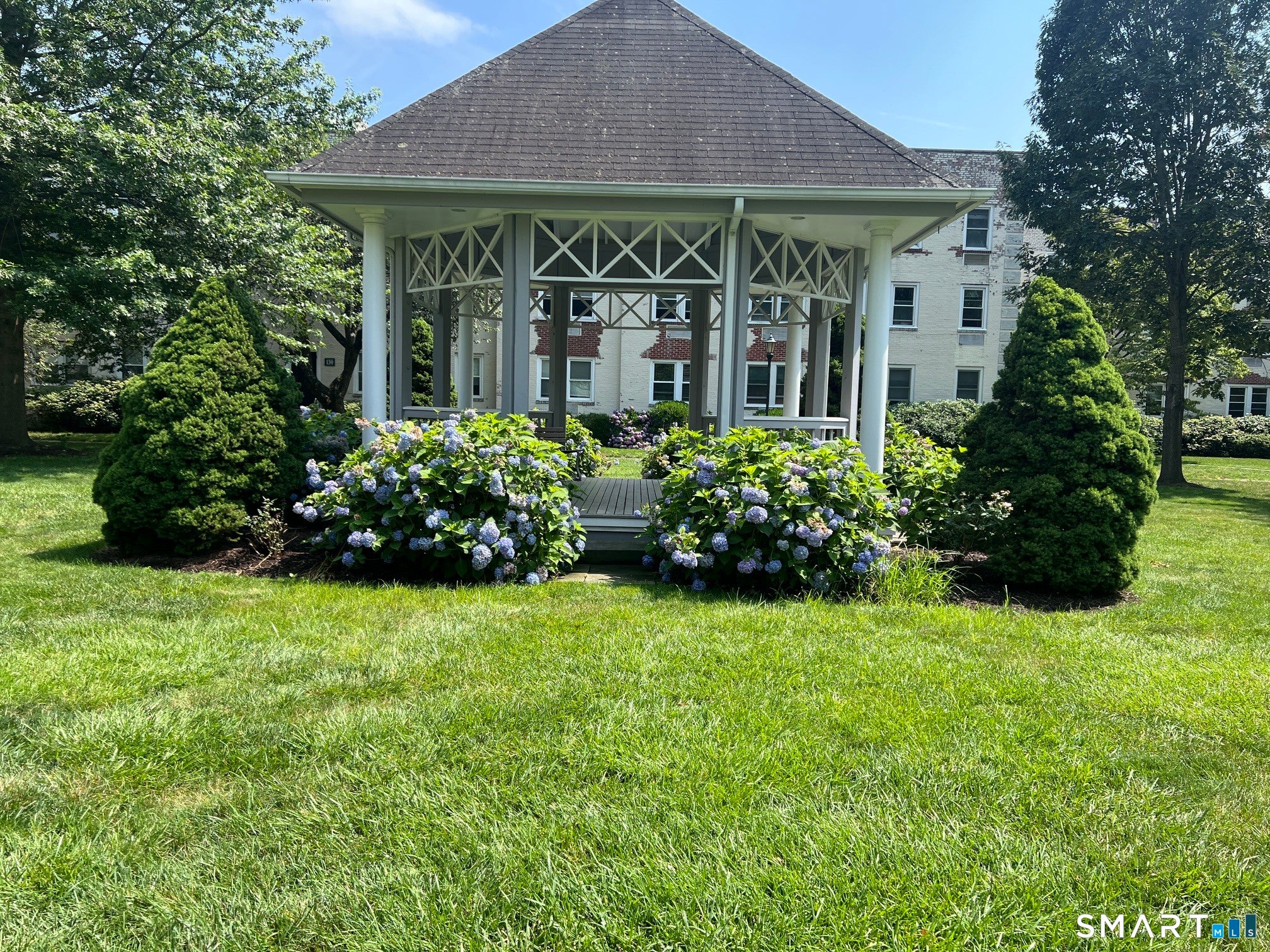 132 Summer Street 1D — photo