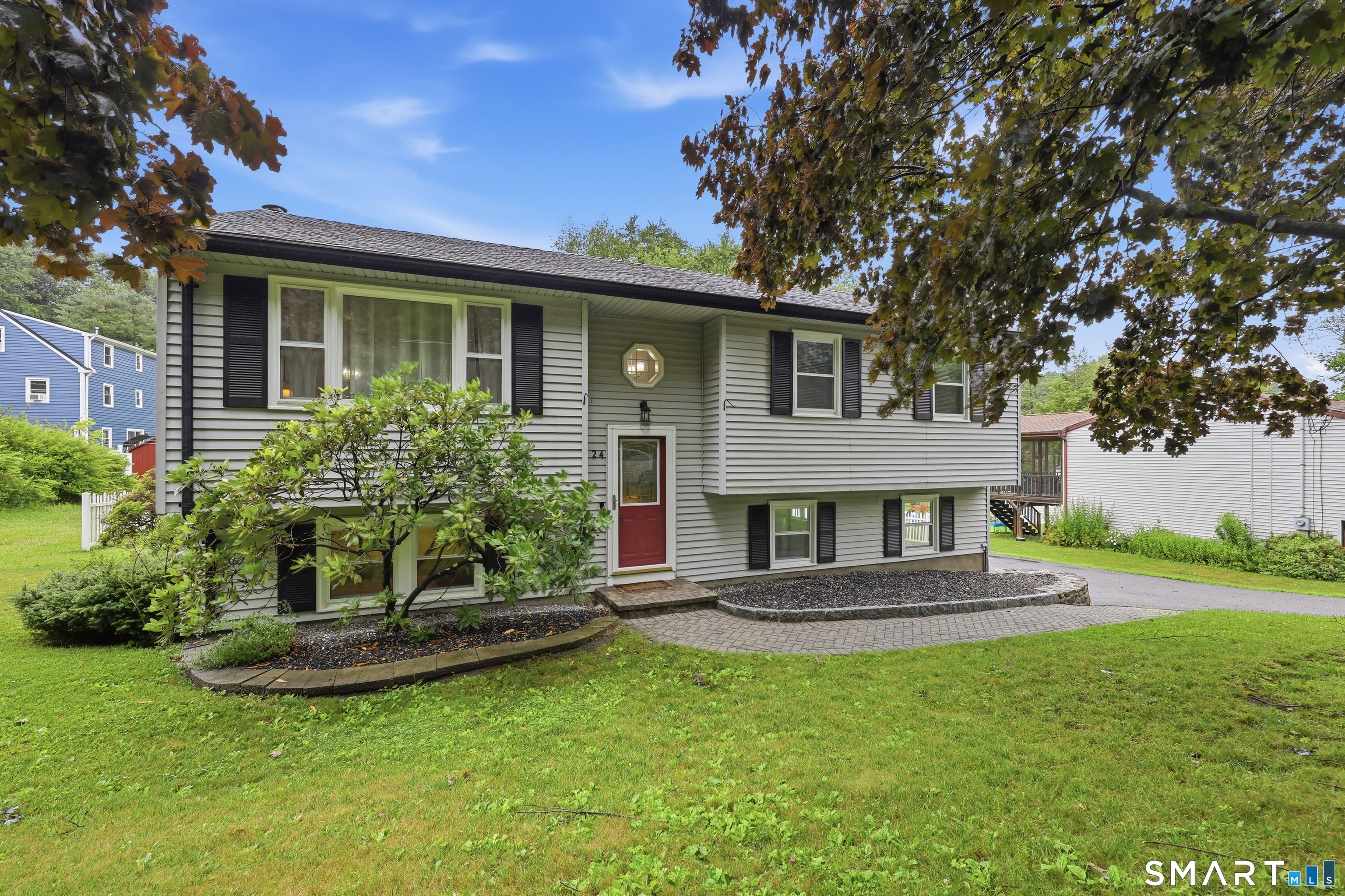 24 Zappula Drive — photo