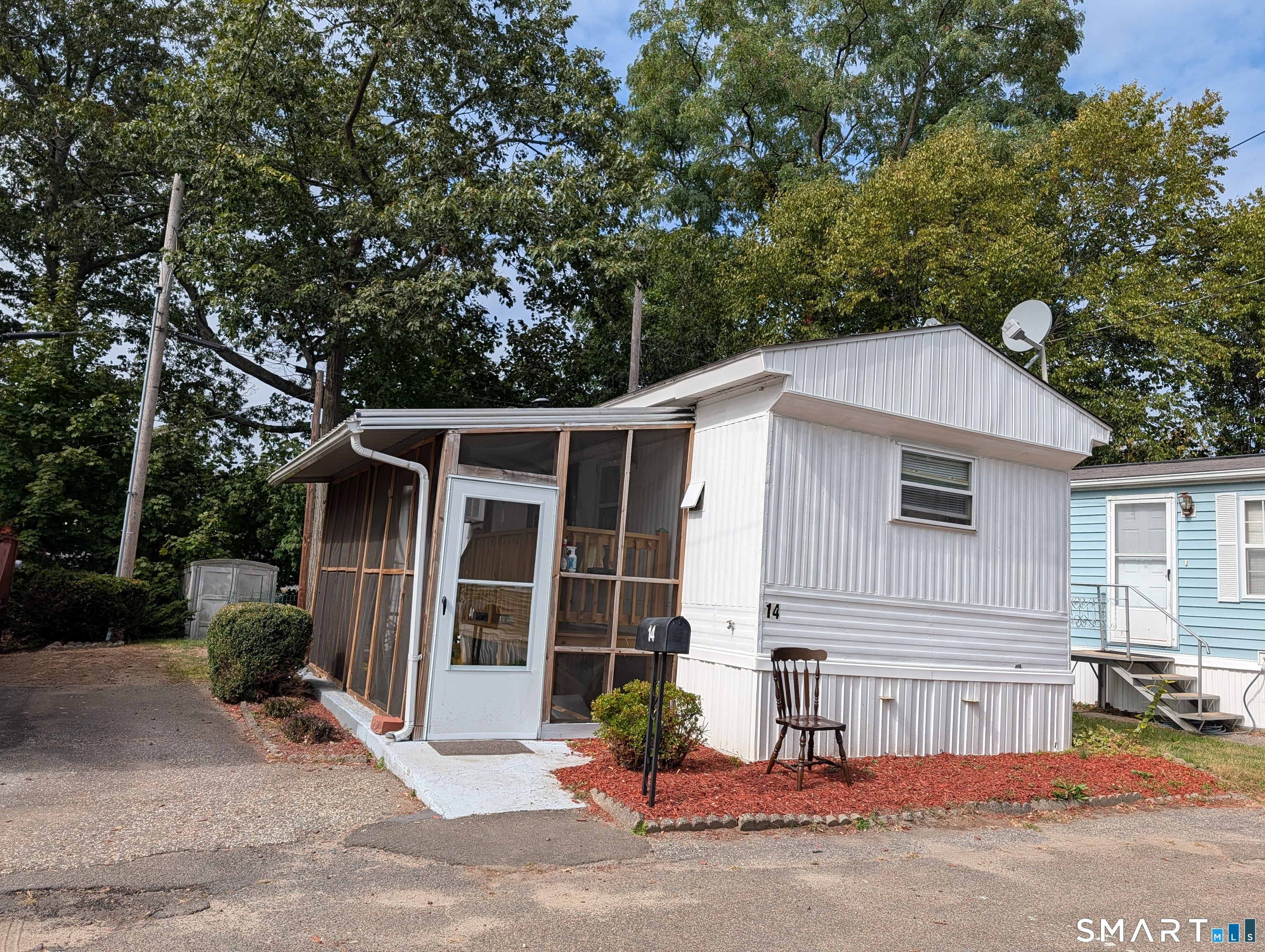 14 Horseshoe Drive — photo