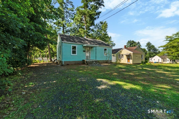 9 Westchester Drive — photo