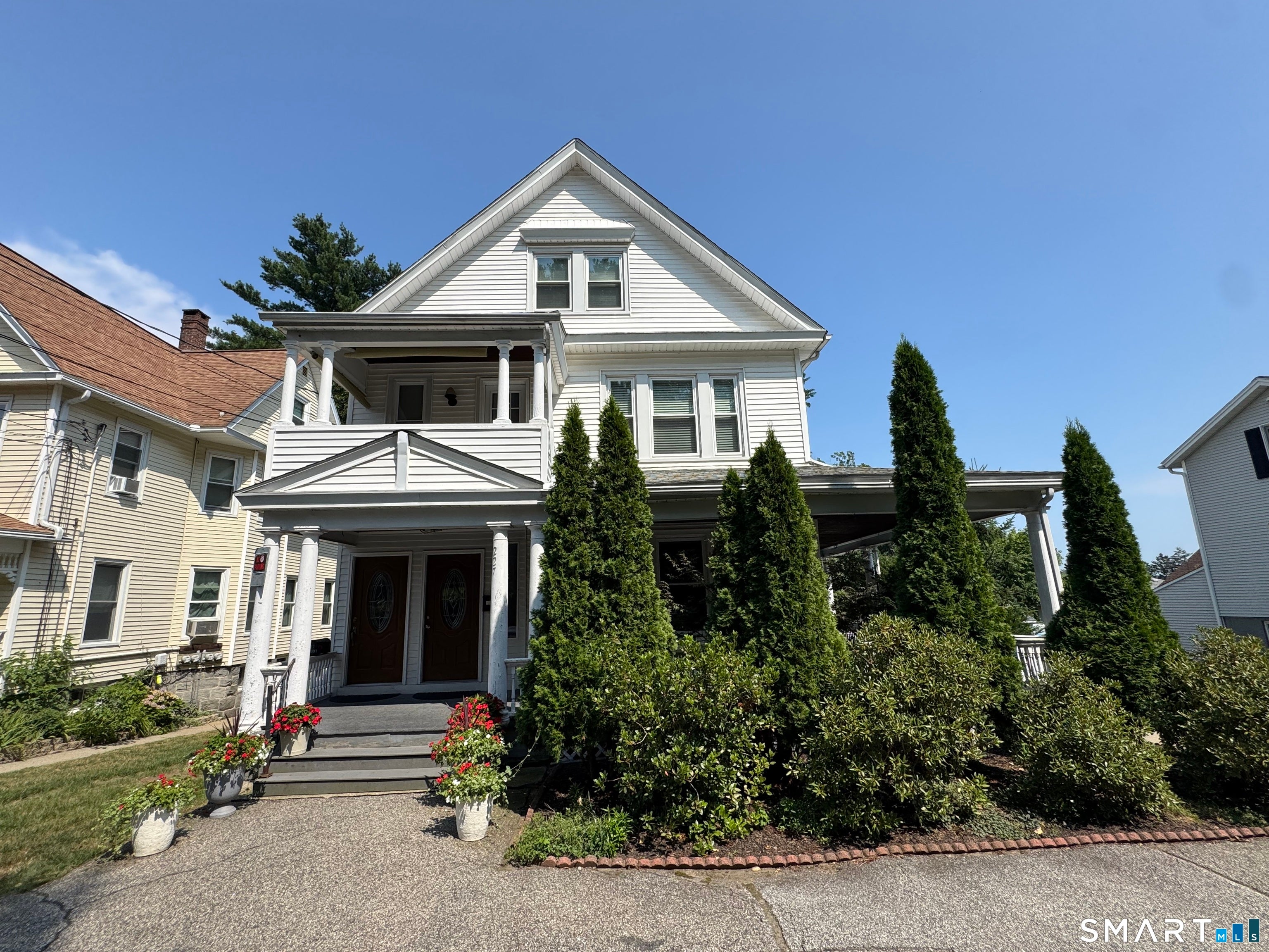 227 Olivia Street 1st Floor North — photo