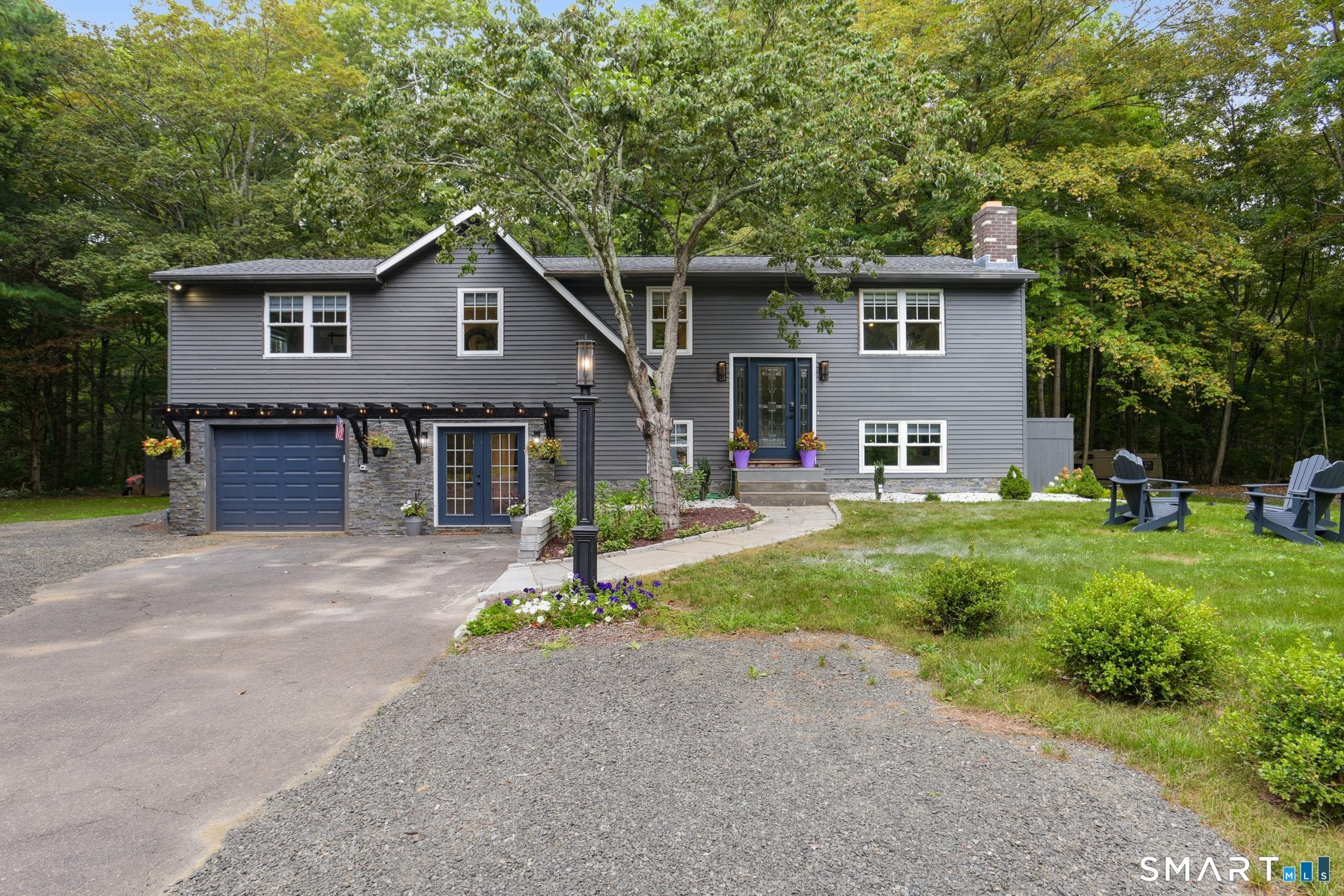 85 Michael Drive — photo