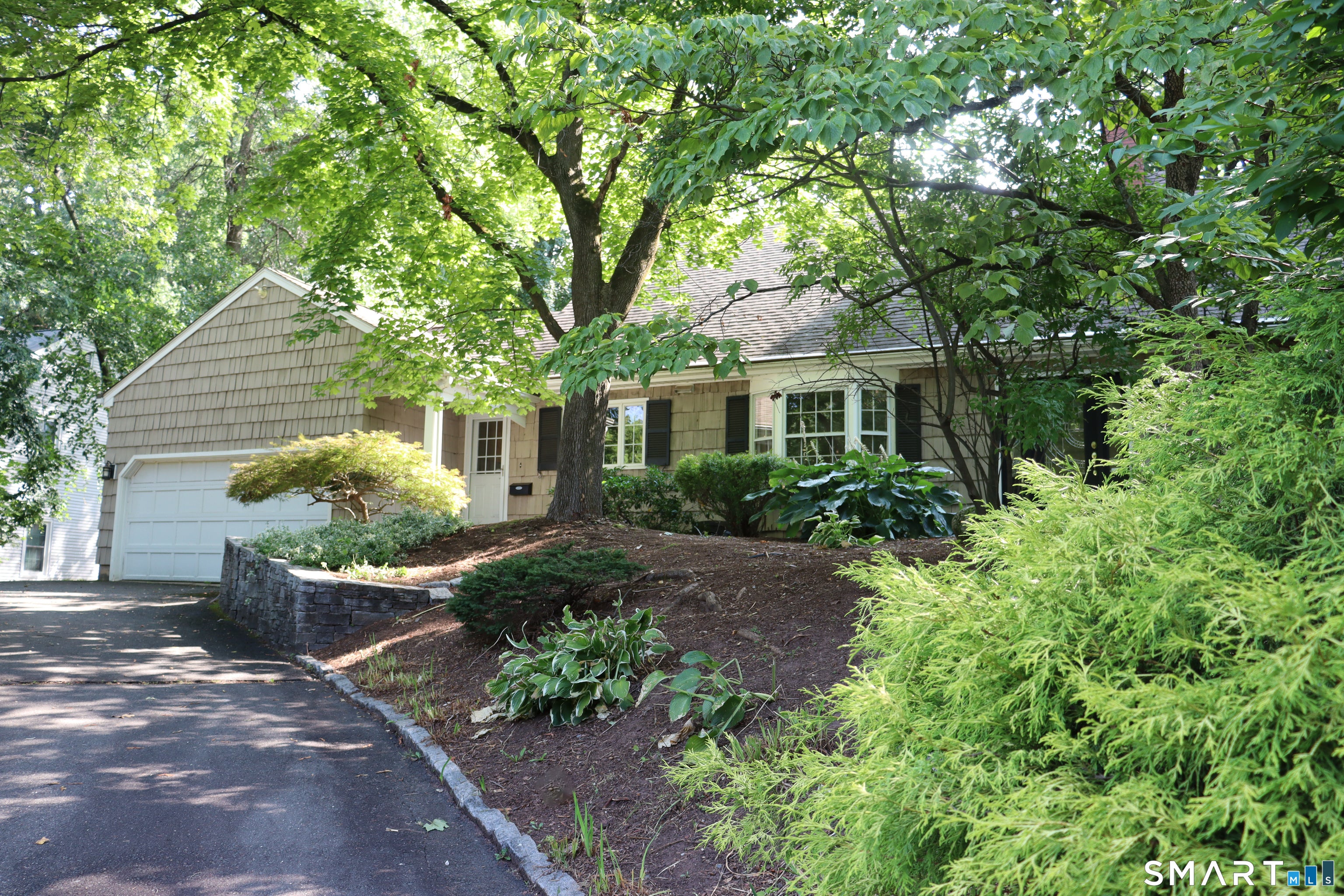 50 Woodridge Circle — photo