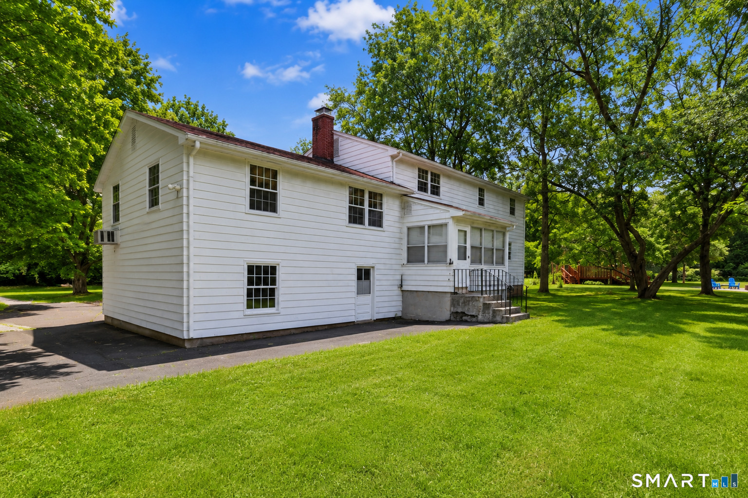39 Maple Avenue, Bloomfield, CT 06002 — photo 2